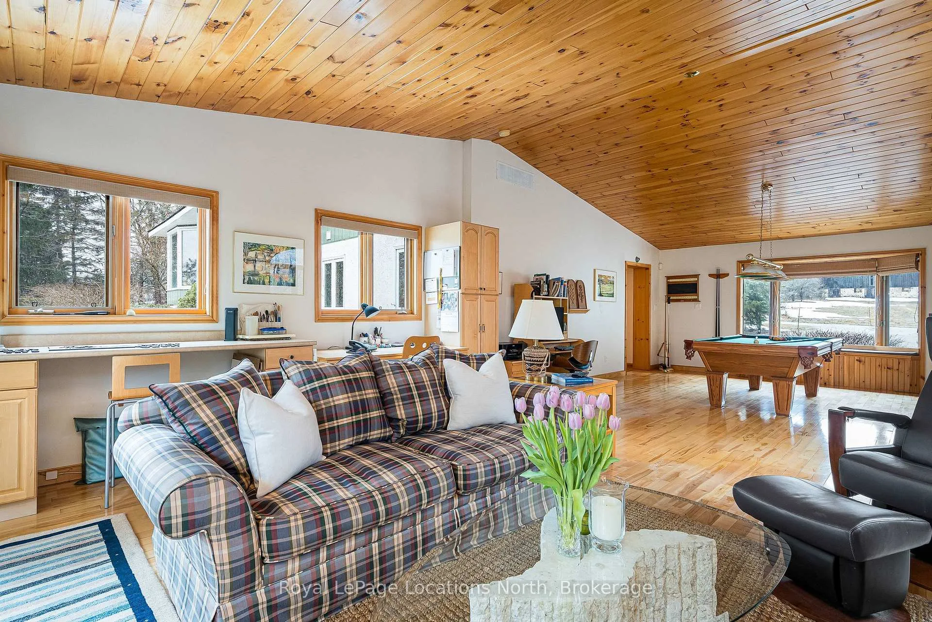 Photo 9 of 26 Oslerview Drive, Clearview, Rural Clearview — HOMEH