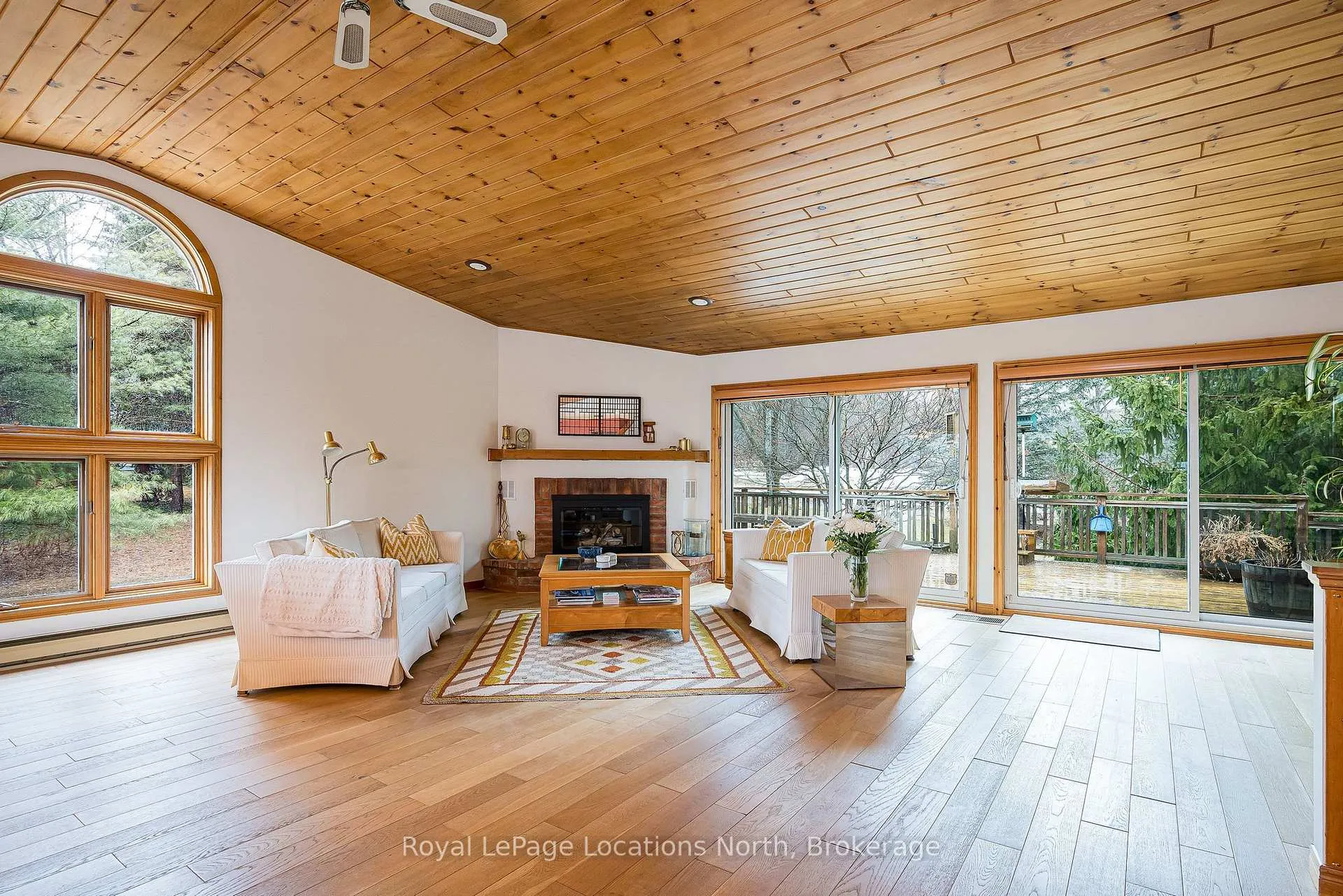 Photo 10 of 26 Oslerview Drive, Clearview, Rural Clearview — HOMEH