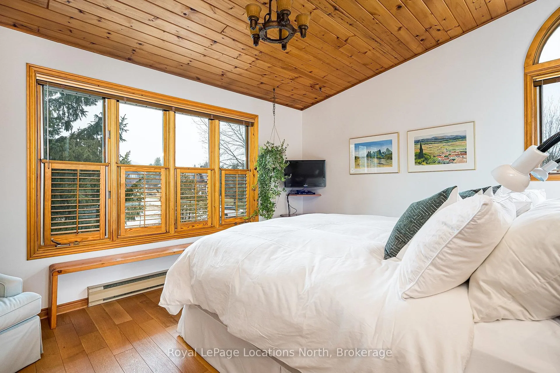 Photo 27 of 26 Oslerview Drive, Clearview, Rural Clearview — HOMEH