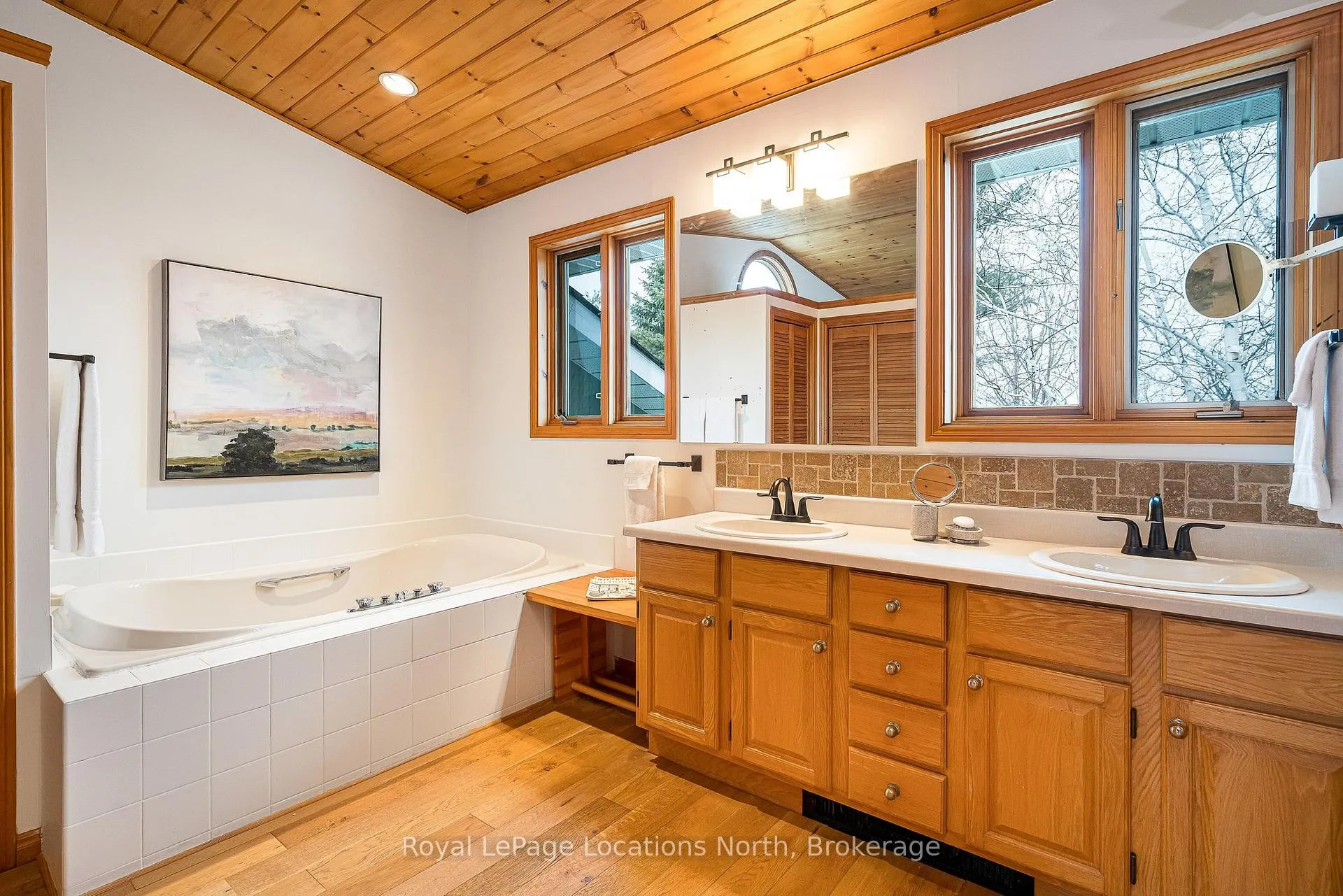Photo 28 of 26 Oslerview Drive, Clearview, Rural Clearview — HOMEH