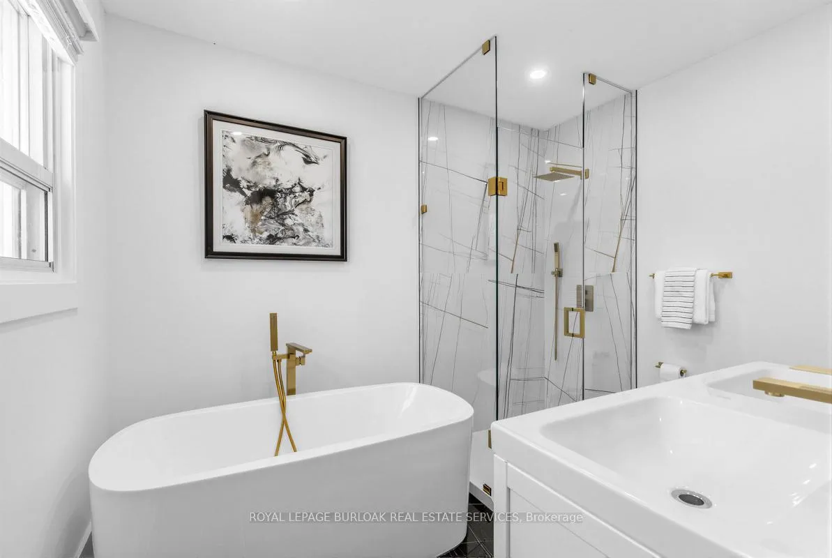 Photo 15 of 83 Shendale Drive, Etobicoke, Elms-Old Rexdale — HOMEH