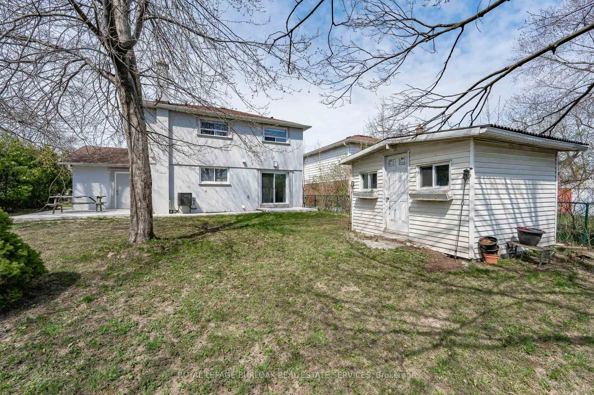 Photo 2 of 83 Shendale Drive, Etobicoke, Elms-Old Rexdale — HOMEH