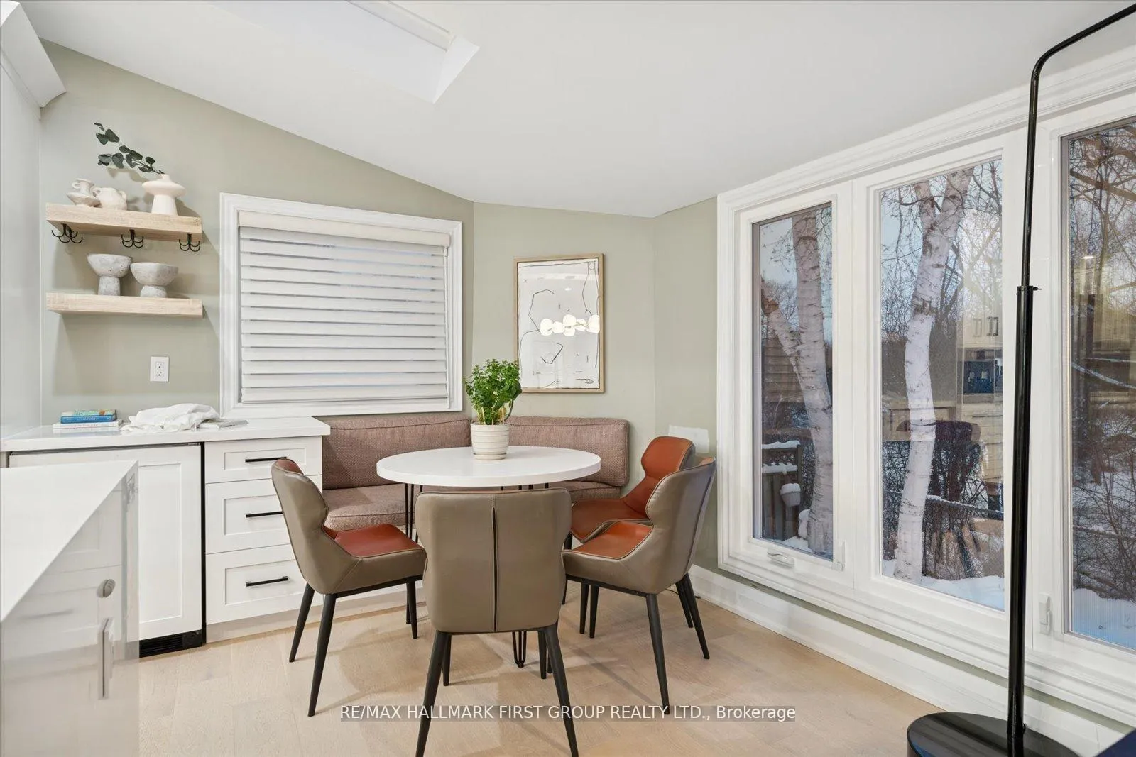 Photo 10 of 40 Cluett Drive, Ajax, South East — HOMEH