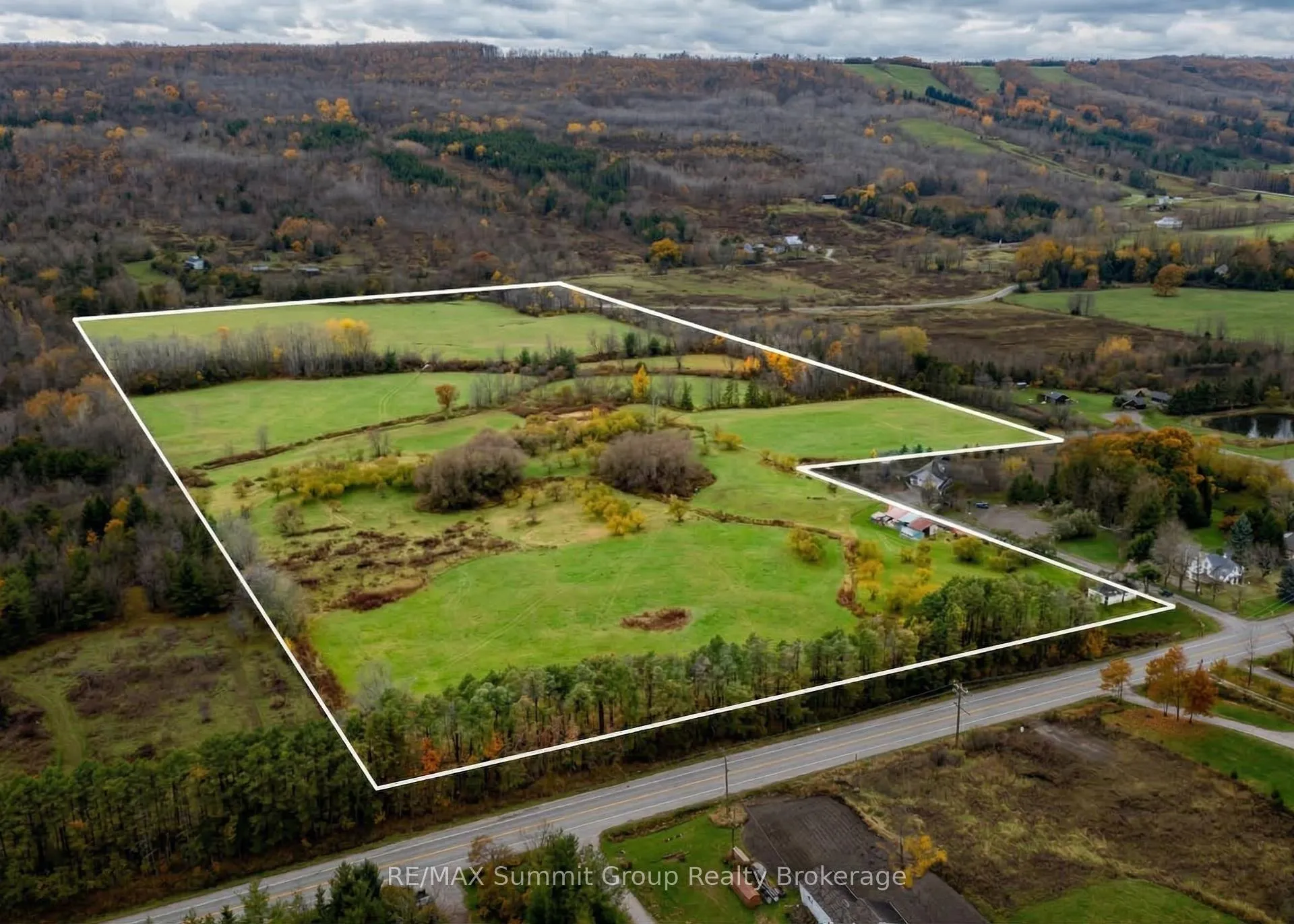 Photo 5 of 235274 Grey Road 13, Grey Highlands — HOMEH