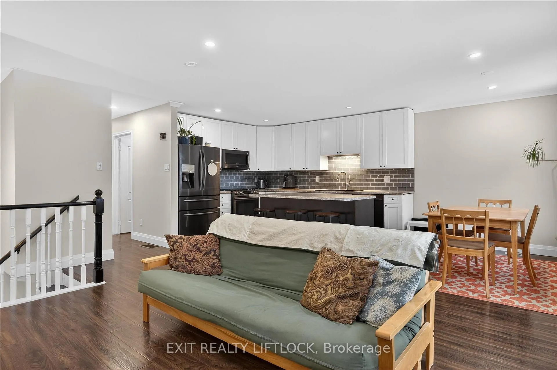 Photo 10 of 1344 Tudor Crescent, Peterborough, Ashburnham Ward 4 — HOMEH