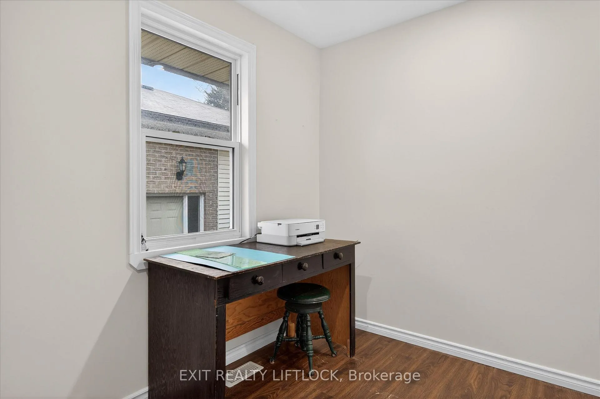 Photo 29 of 1344 Tudor Crescent, Peterborough, Ashburnham Ward 4 — HOMEH