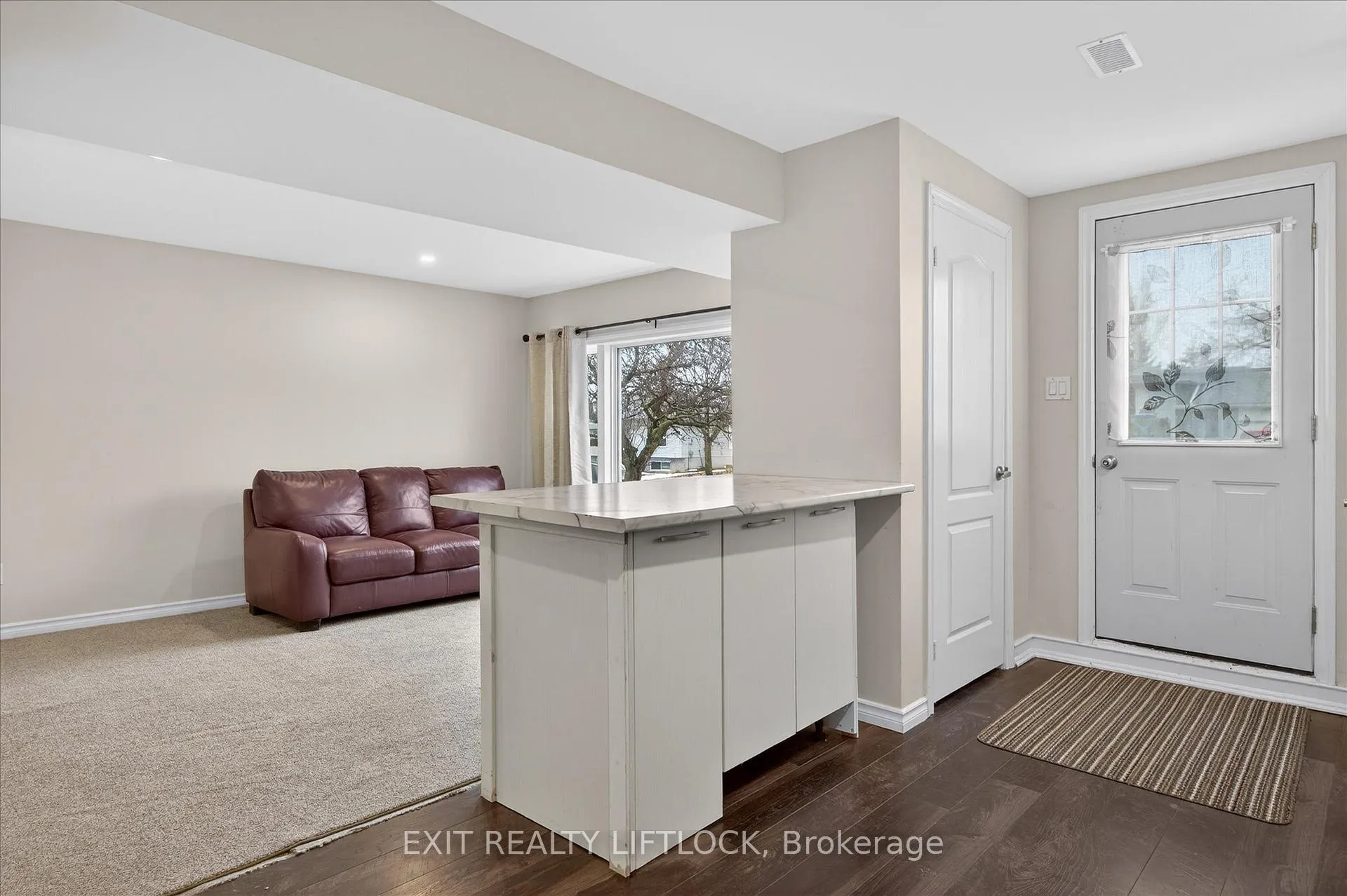 Photo 32 of 1344 Tudor Crescent, Peterborough, Ashburnham Ward 4 — HOMEH