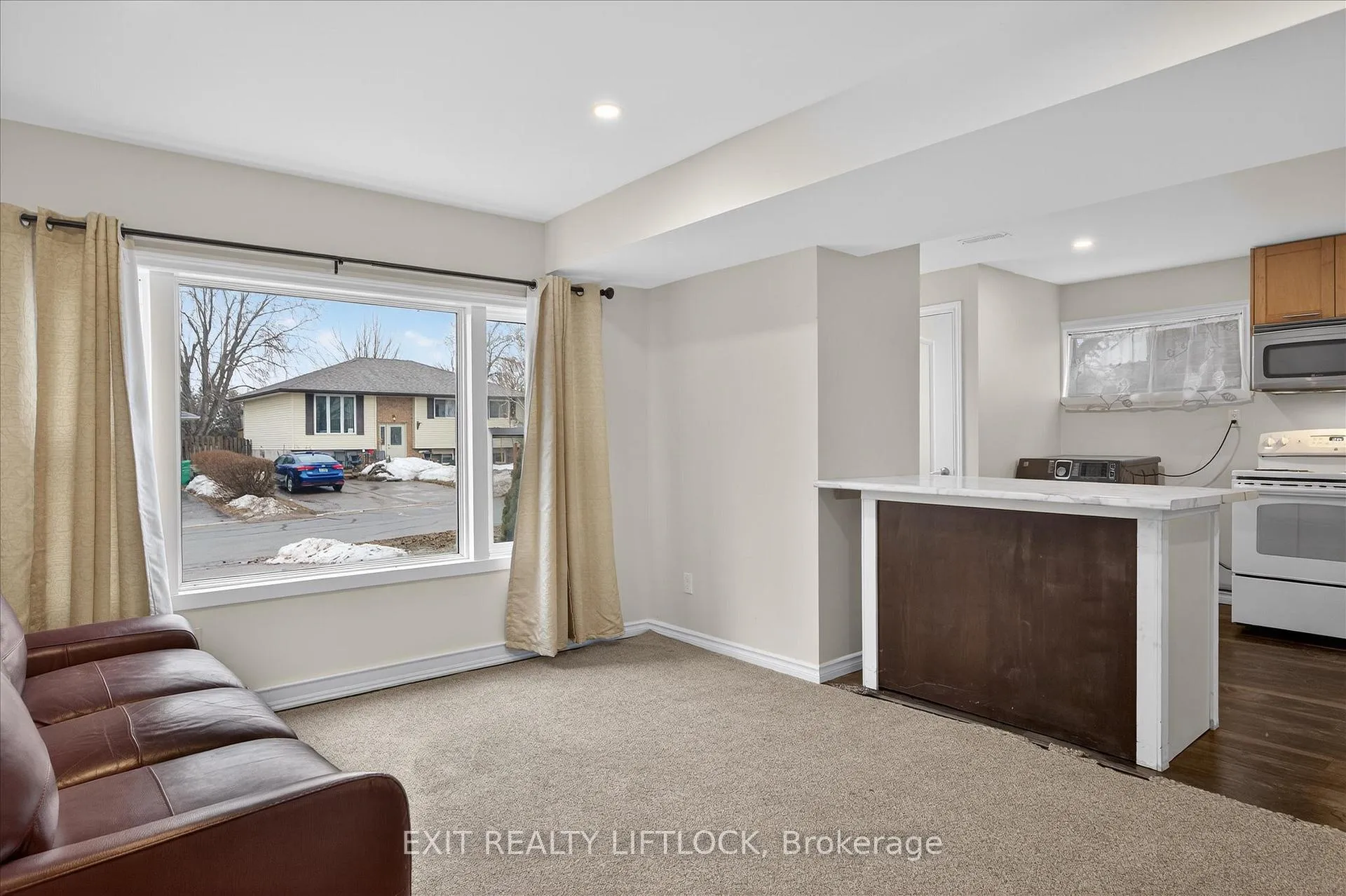 Photo 34 of 1344 Tudor Crescent, Peterborough, Ashburnham Ward 4 — HOMEH