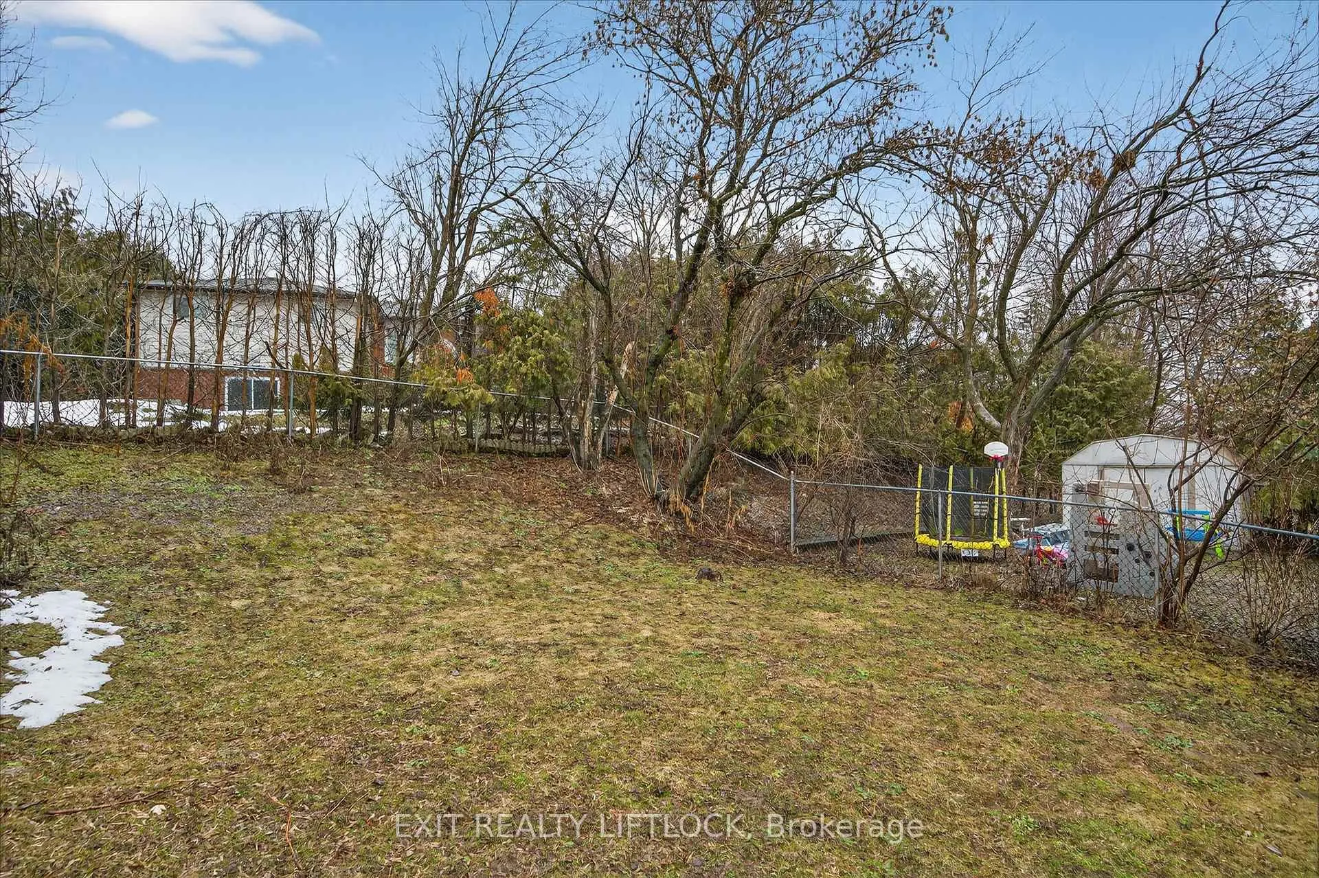 Photo 45 of 1344 Tudor Crescent, Peterborough, Ashburnham Ward 4 — HOMEH