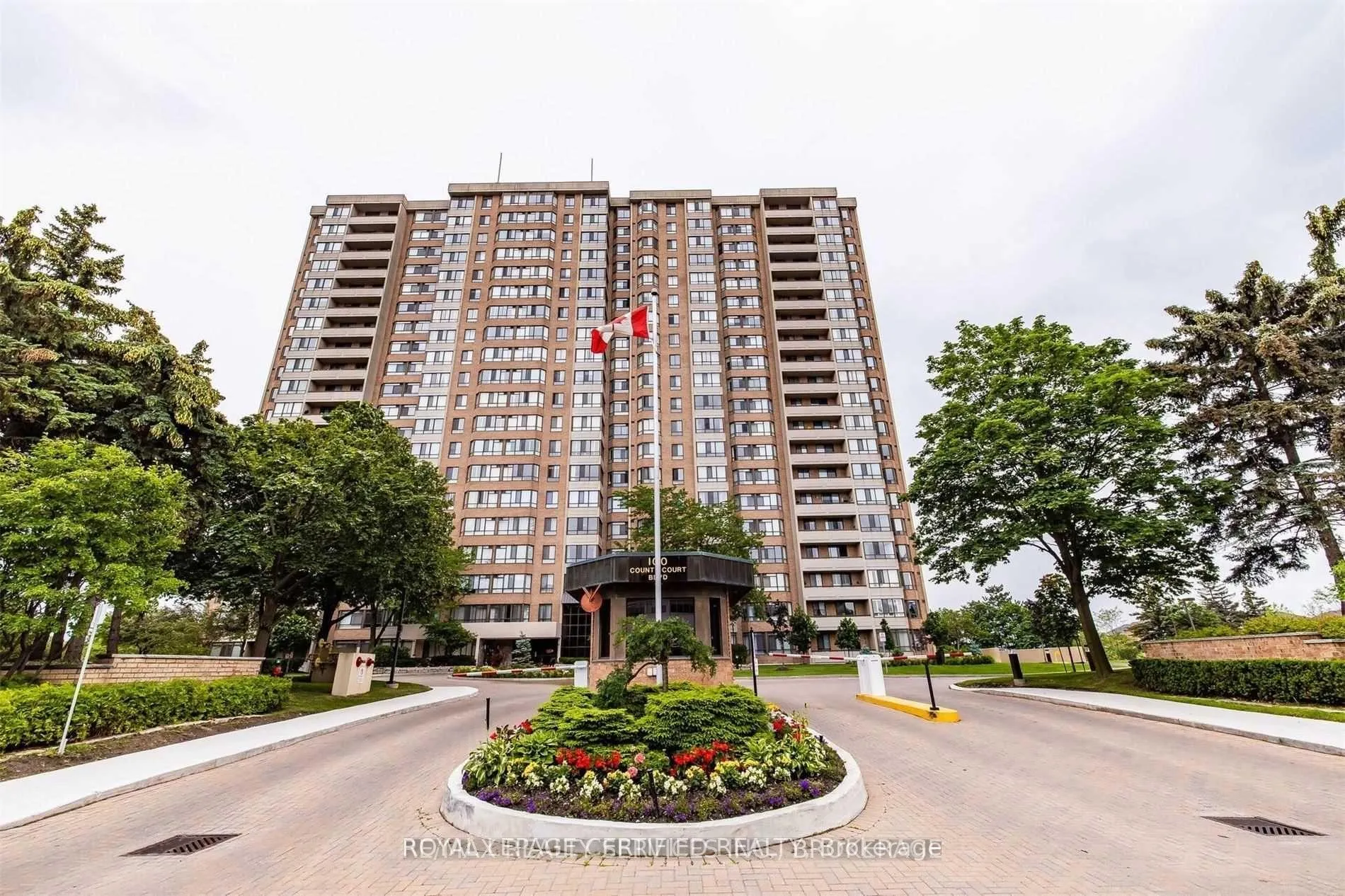 Front of Unit Ph9, 100 County Court Boulevard