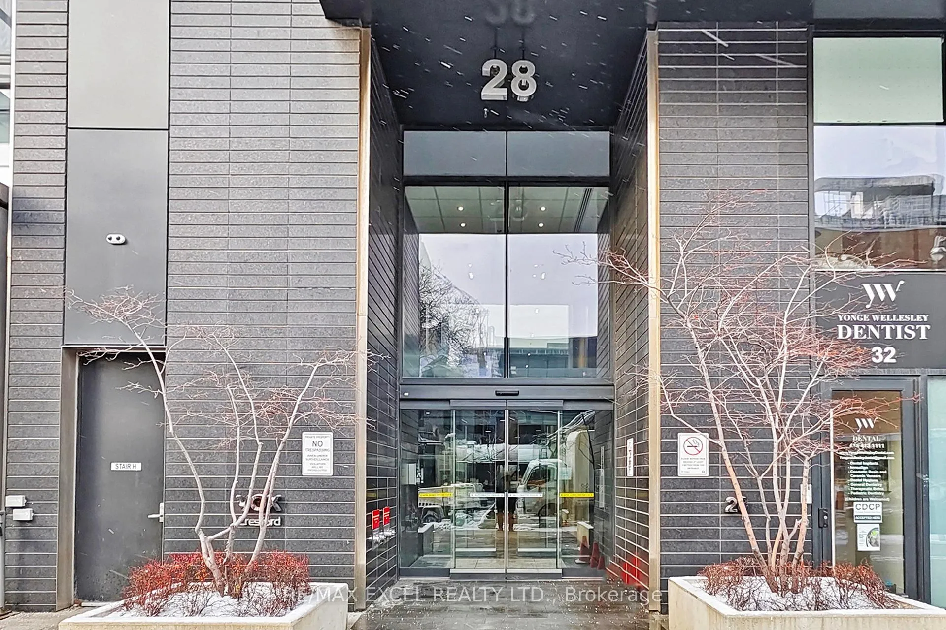 Photo 3 of Unit 703, 28 Wellesley Street E, Toronto, Church-Yonge Corridor — HOMEH