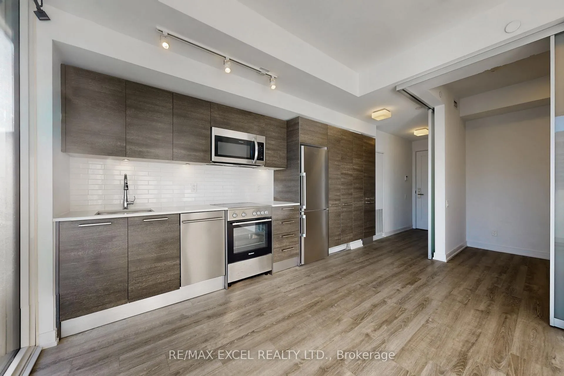Photo 16 of Unit 703, 28 Wellesley Street E, Toronto, Church-Yonge Corridor — HOMEH