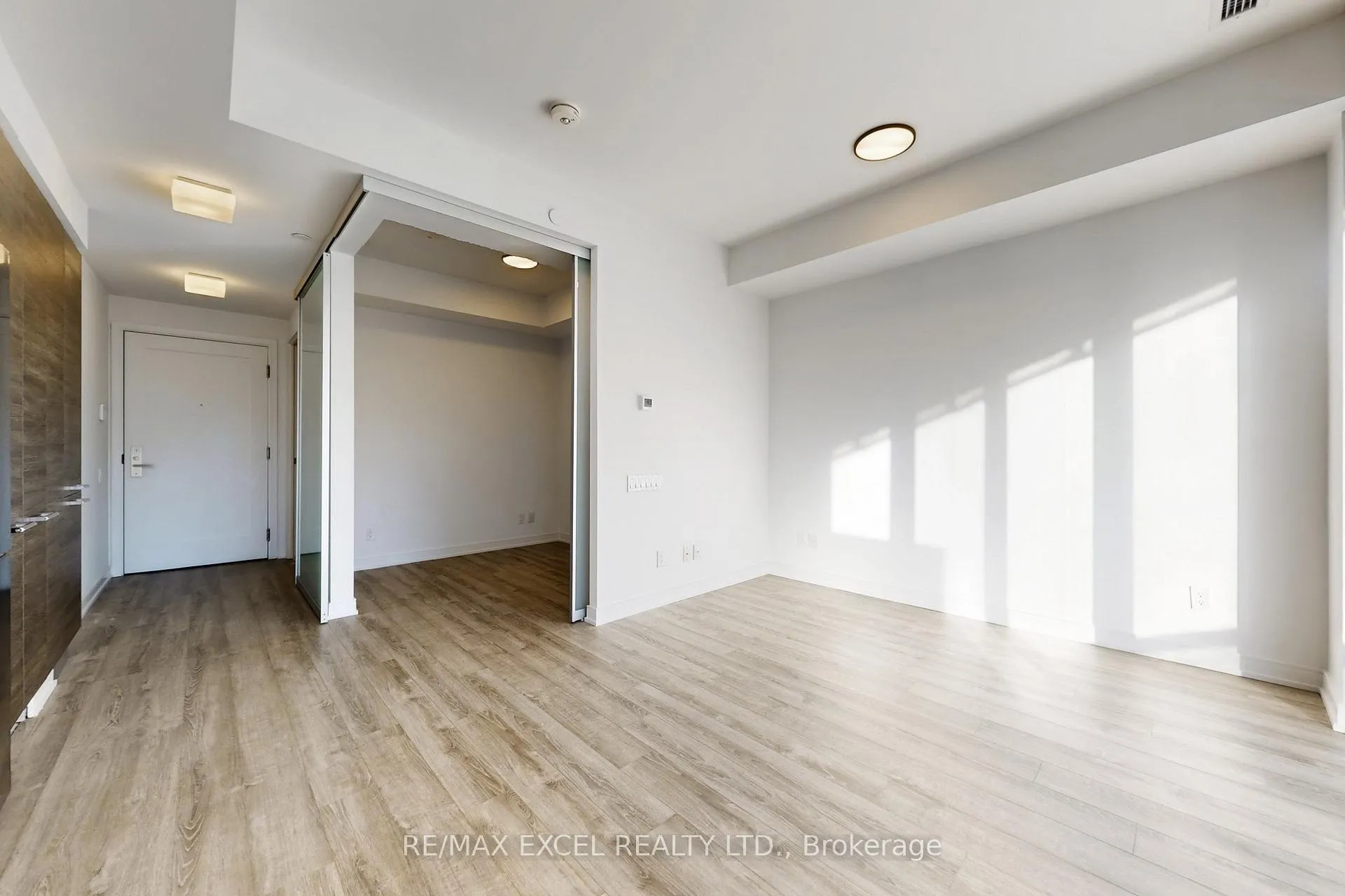 Photo 19 of Unit 703, 28 Wellesley Street E, Toronto, Church-Yonge Corridor — HOMEH