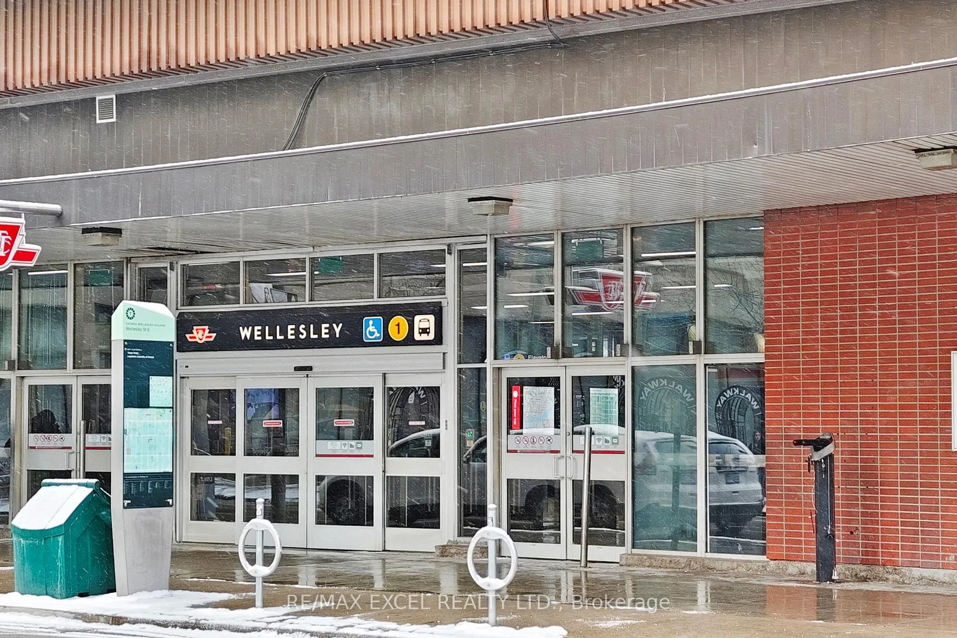 Photo 39 of Unit 703, 28 Wellesley Street E, Toronto, Church-Yonge Corridor — HOMEH
