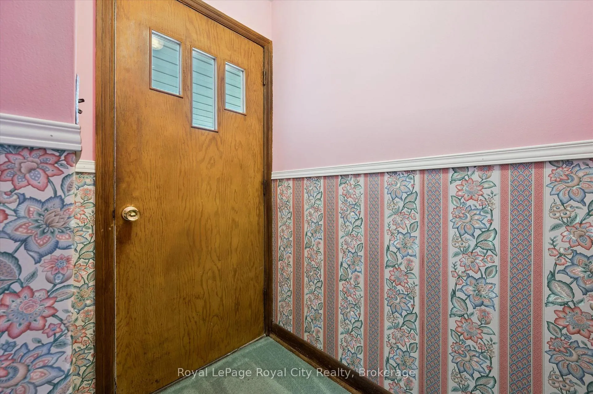 Photo 8 of 193 Edinburgh Road S, Guelph, Dovercliffe Park/Old University — HOMEH