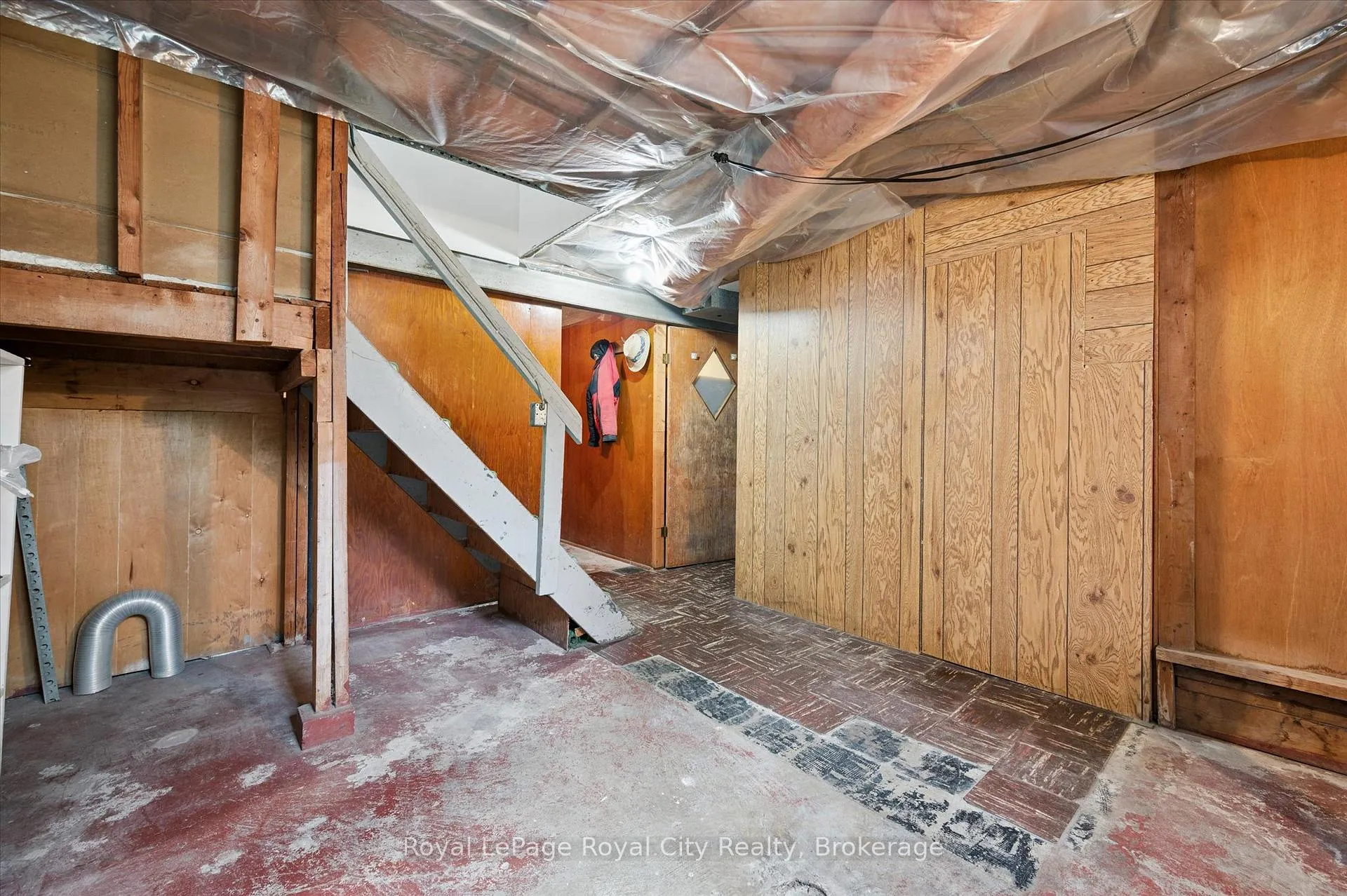 Photo 28 of 193 Edinburgh Road S, Guelph, Dovercliffe Park/Old University — HOMEH