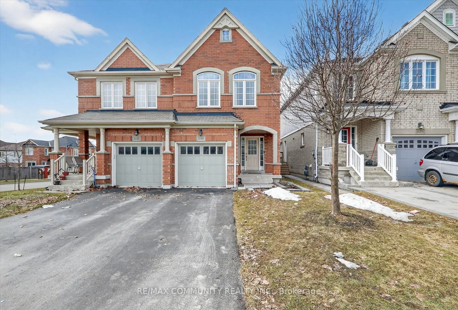 Photo 3 of 1141 Schooling Drive, Oshawa, Taunton — HOMEH