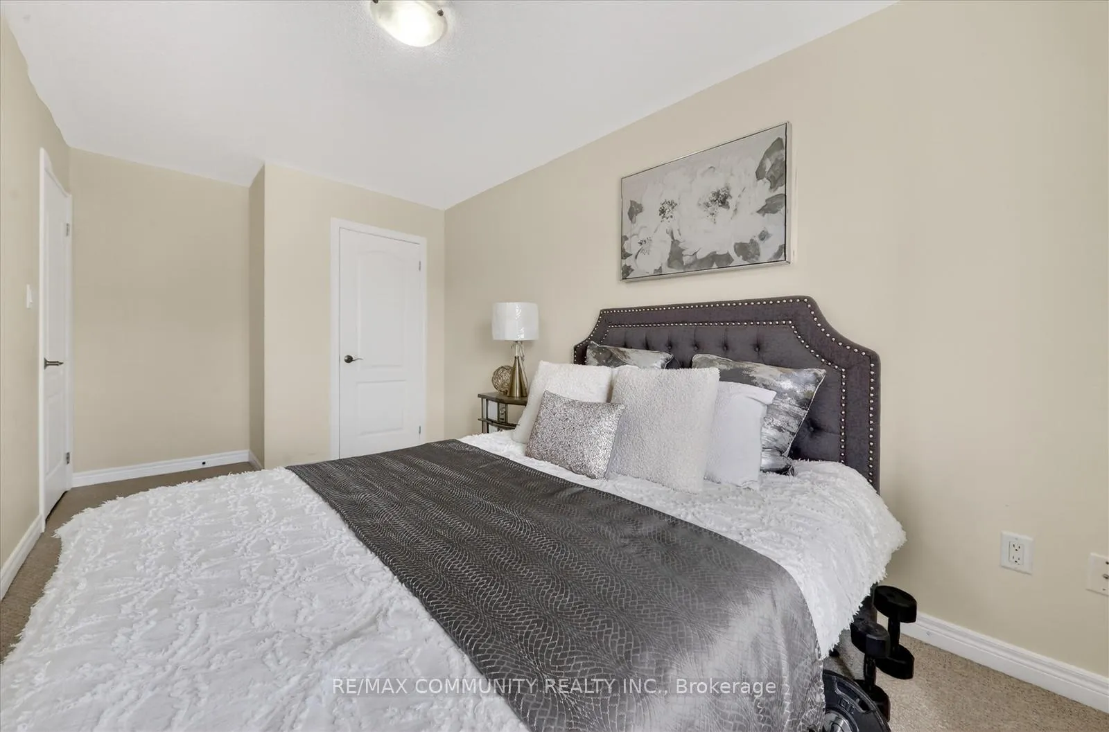 Photo 28 of 1141 Schooling Drive, Oshawa, Taunton — HOMEH