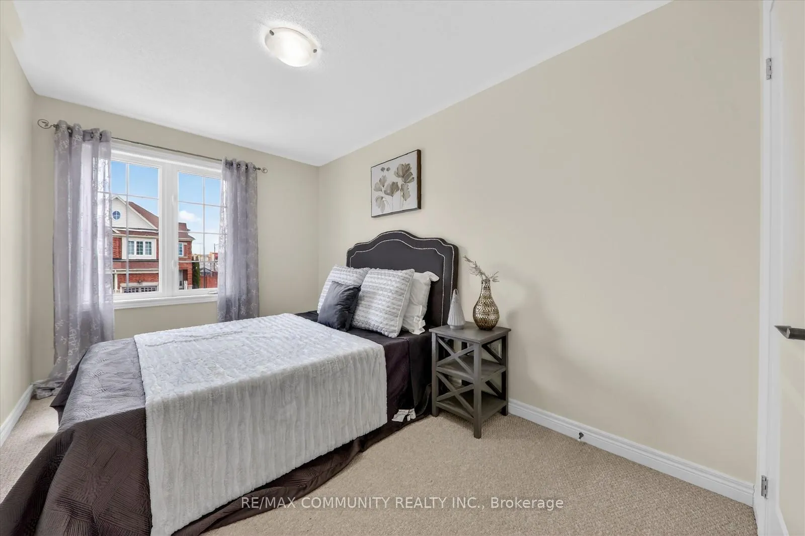 Photo 29 of 1141 Schooling Drive, Oshawa, Taunton — HOMEH