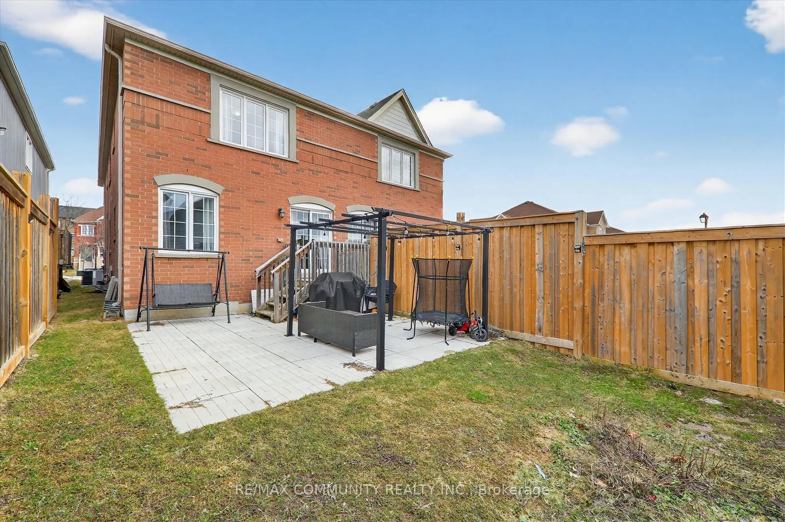 Photo 36 of 1141 Schooling Drive, Oshawa, Taunton — HOMEH