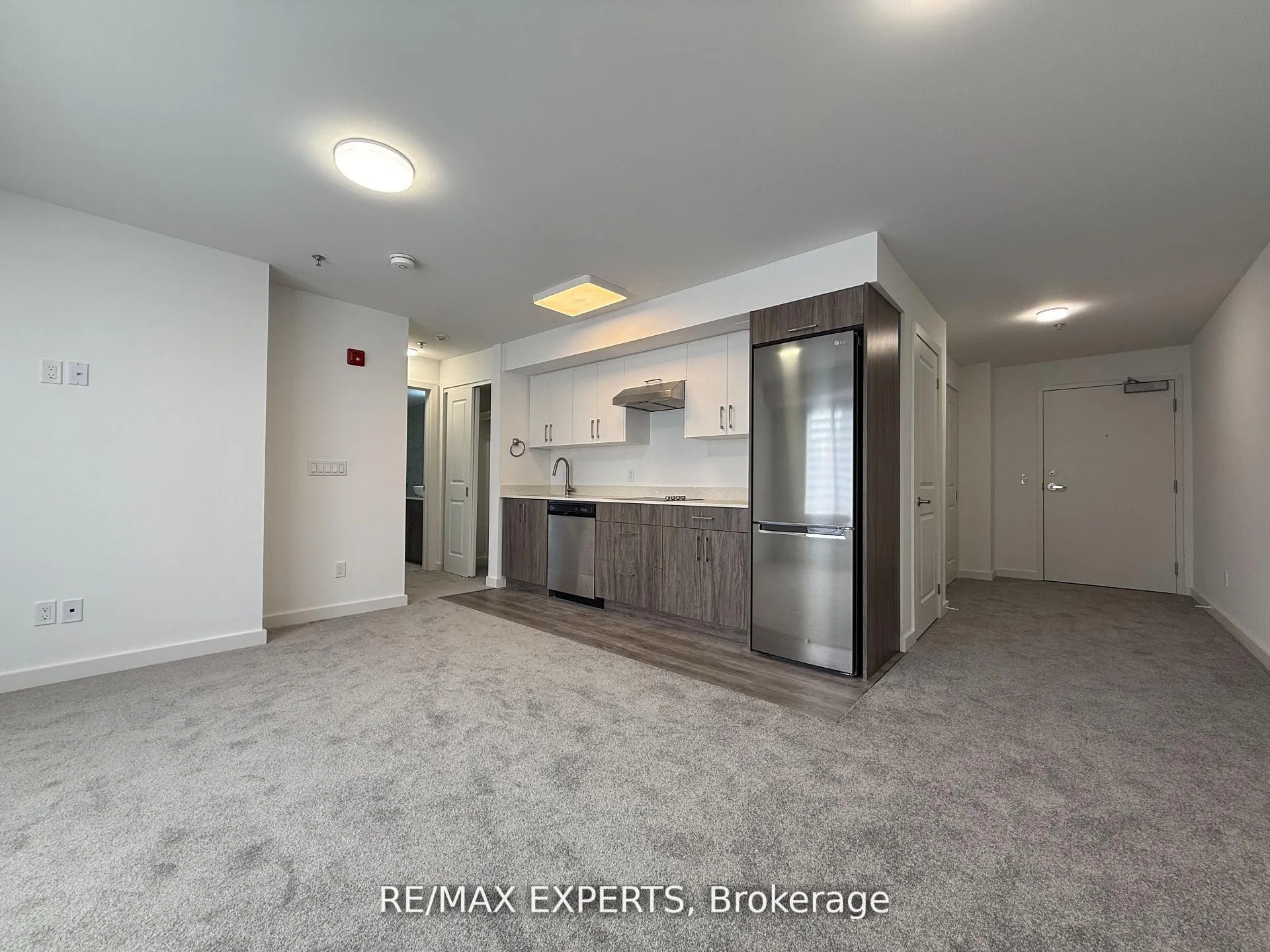 Photo 2 of Unit 403, 45 Connaught Avenue, Toronto, Greenwood-Coxwell — HOMEH