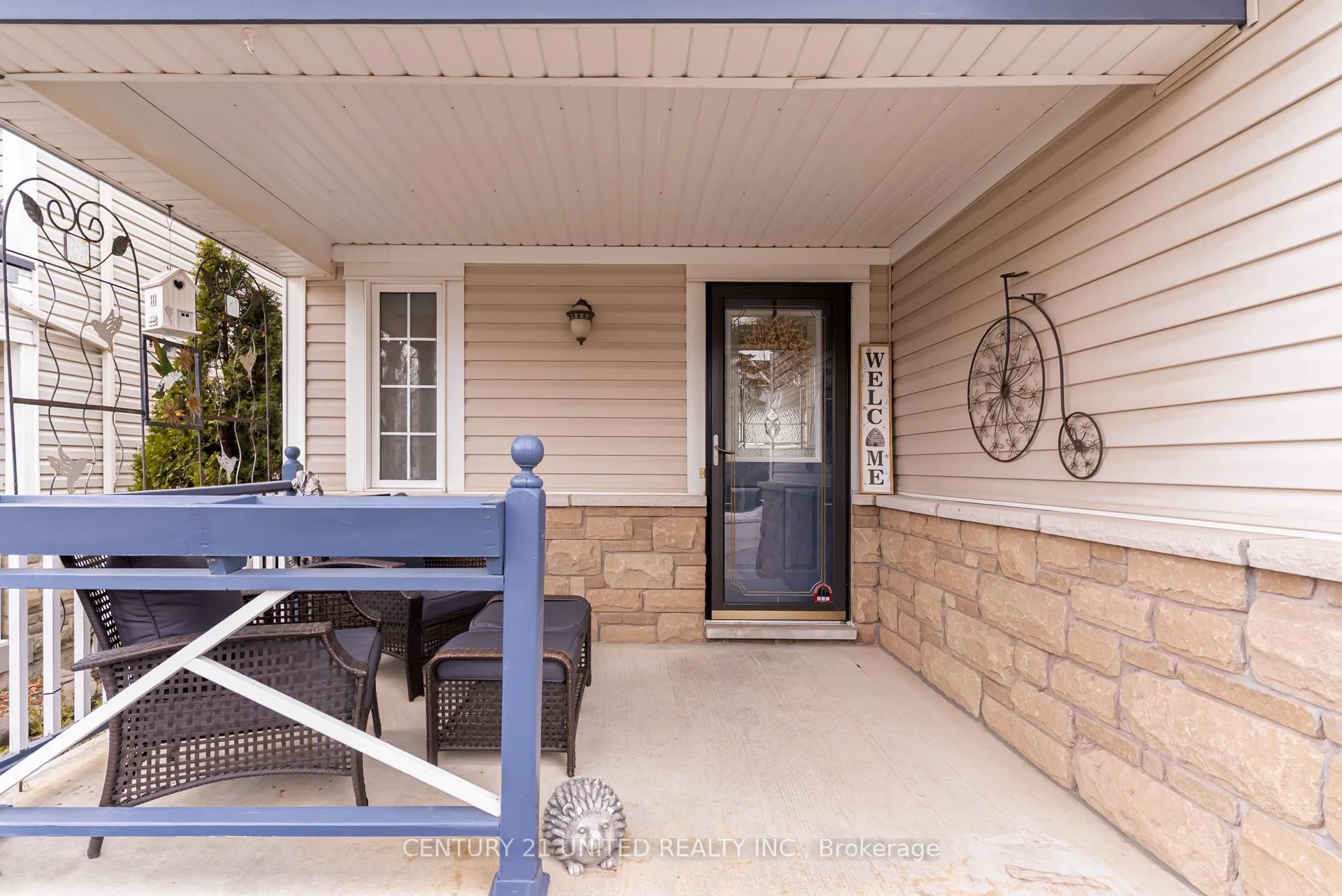 Photo 5 of 67 Ault Crescent, Whitby, Brooklin — HOMEH
