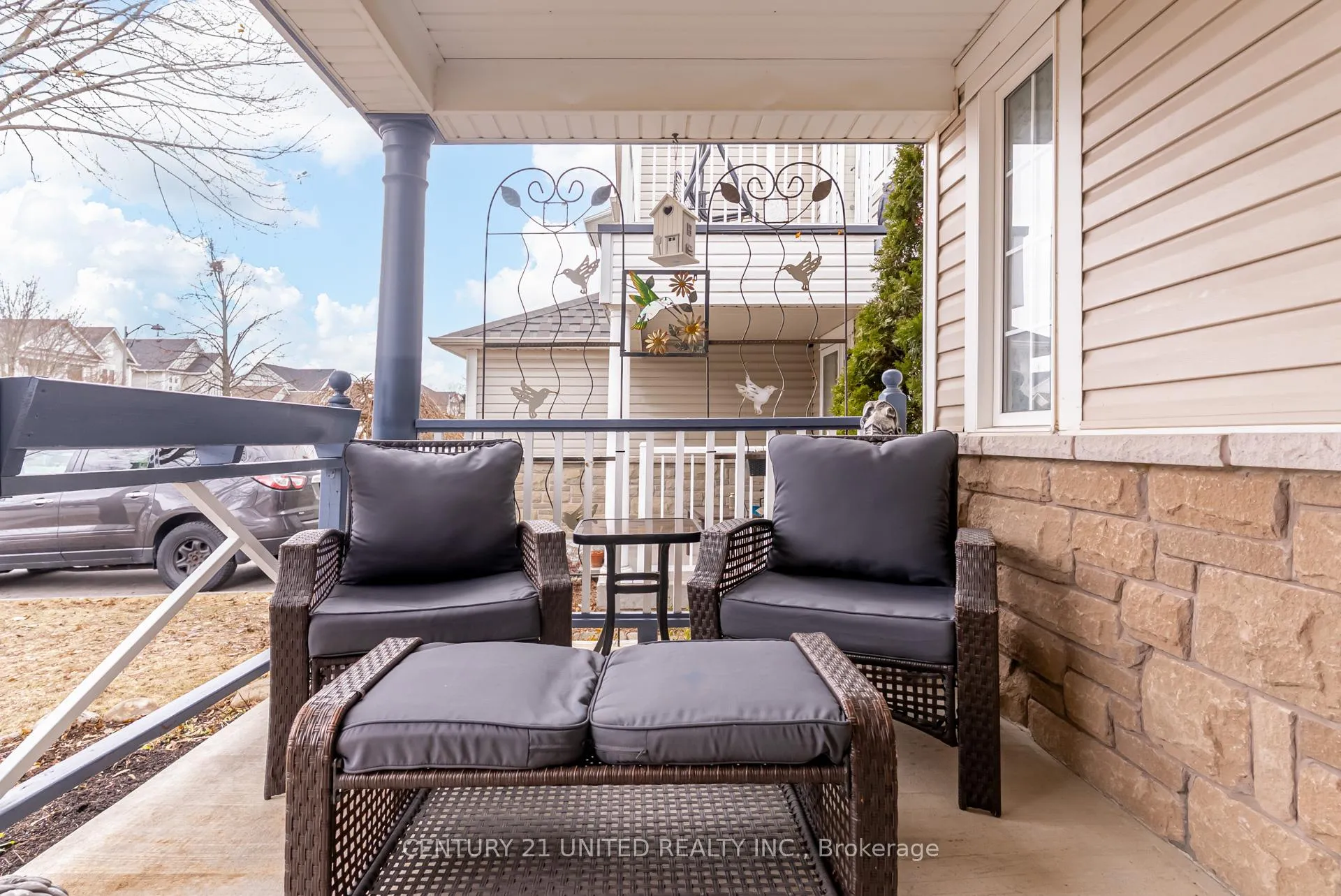 Photo 6 of 67 Ault Crescent, Whitby, Brooklin — HOMEH