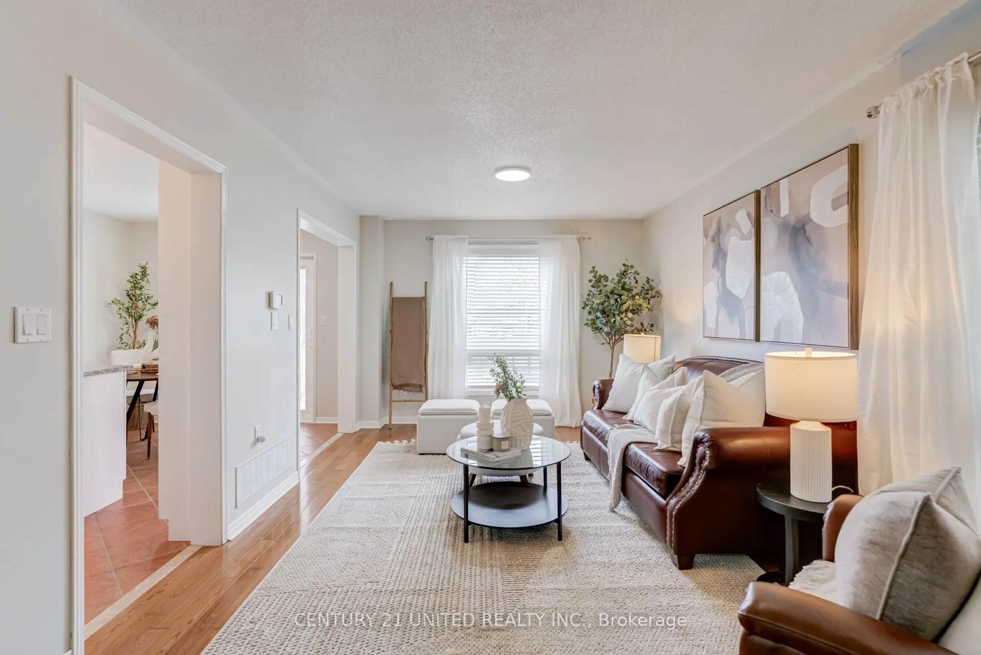 Photo 9 of 67 Ault Crescent, Whitby, Brooklin — HOMEH