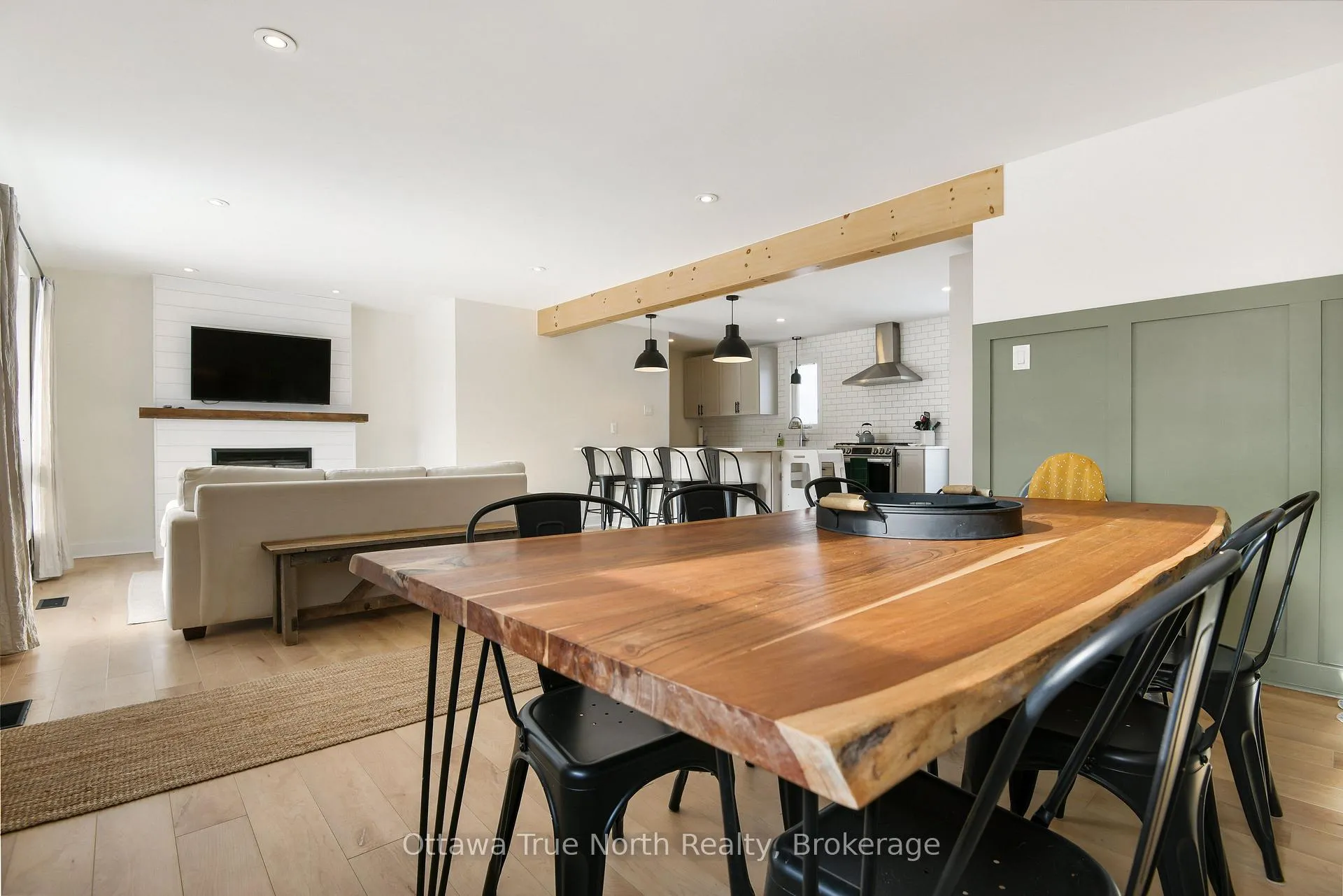 Photo 9 of 1168 Stevenson Drive, McNab/Braeside, Mcnab/Braeside Twps — HOMEH