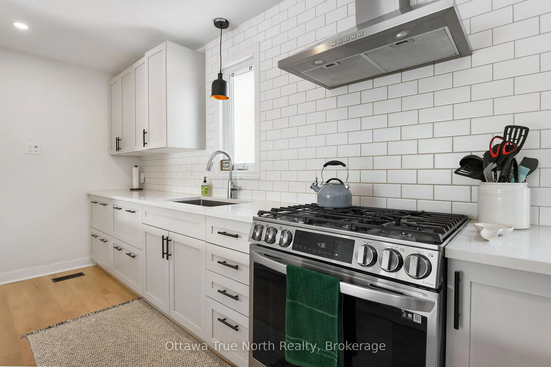 Photo 12 of 1168 Stevenson Drive, McNab/Braeside, Mcnab/Braeside Twps — HOMEH