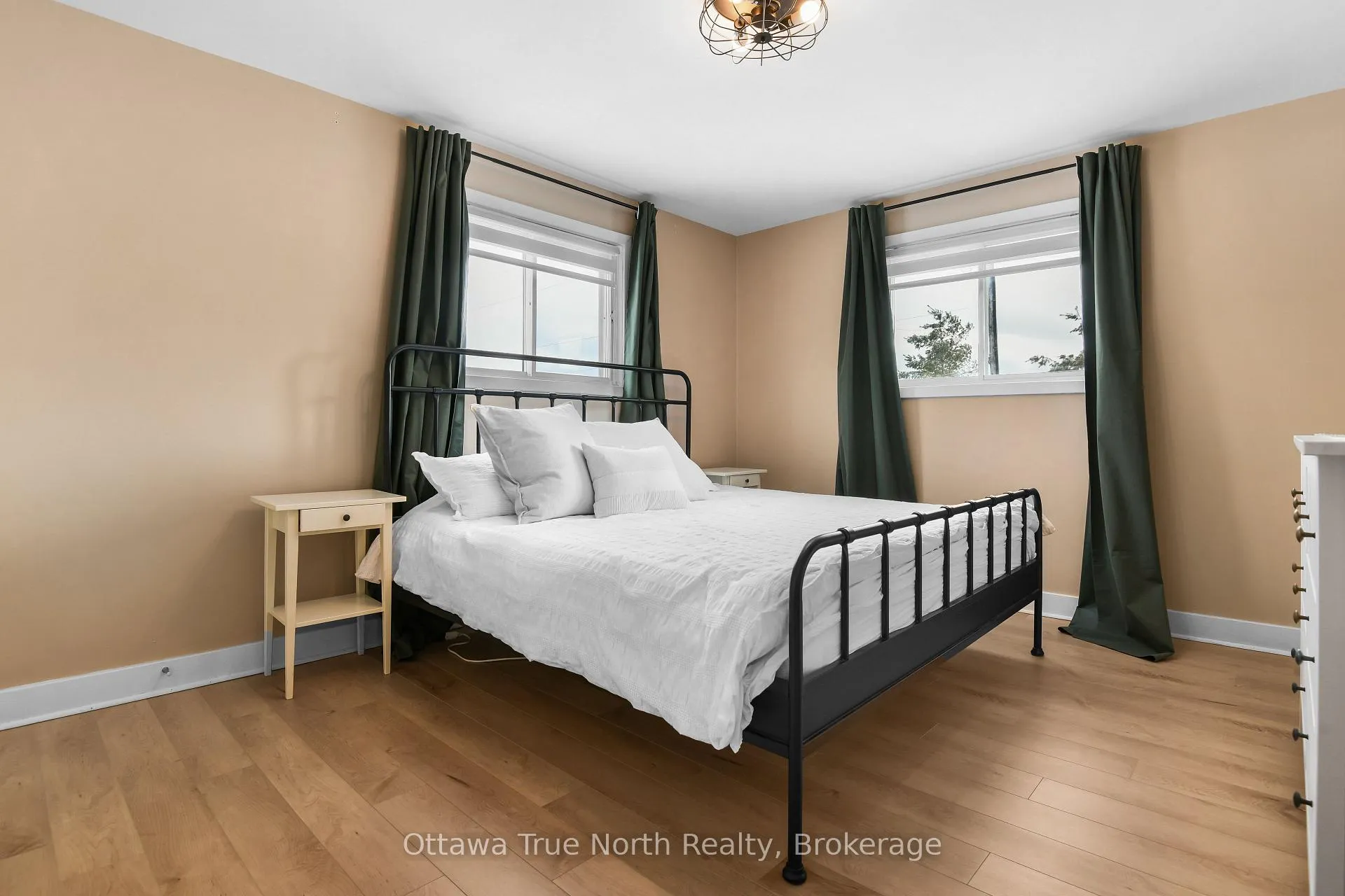 Photo 15 of 1168 Stevenson Drive, McNab/Braeside, Mcnab/Braeside Twps — HOMEH