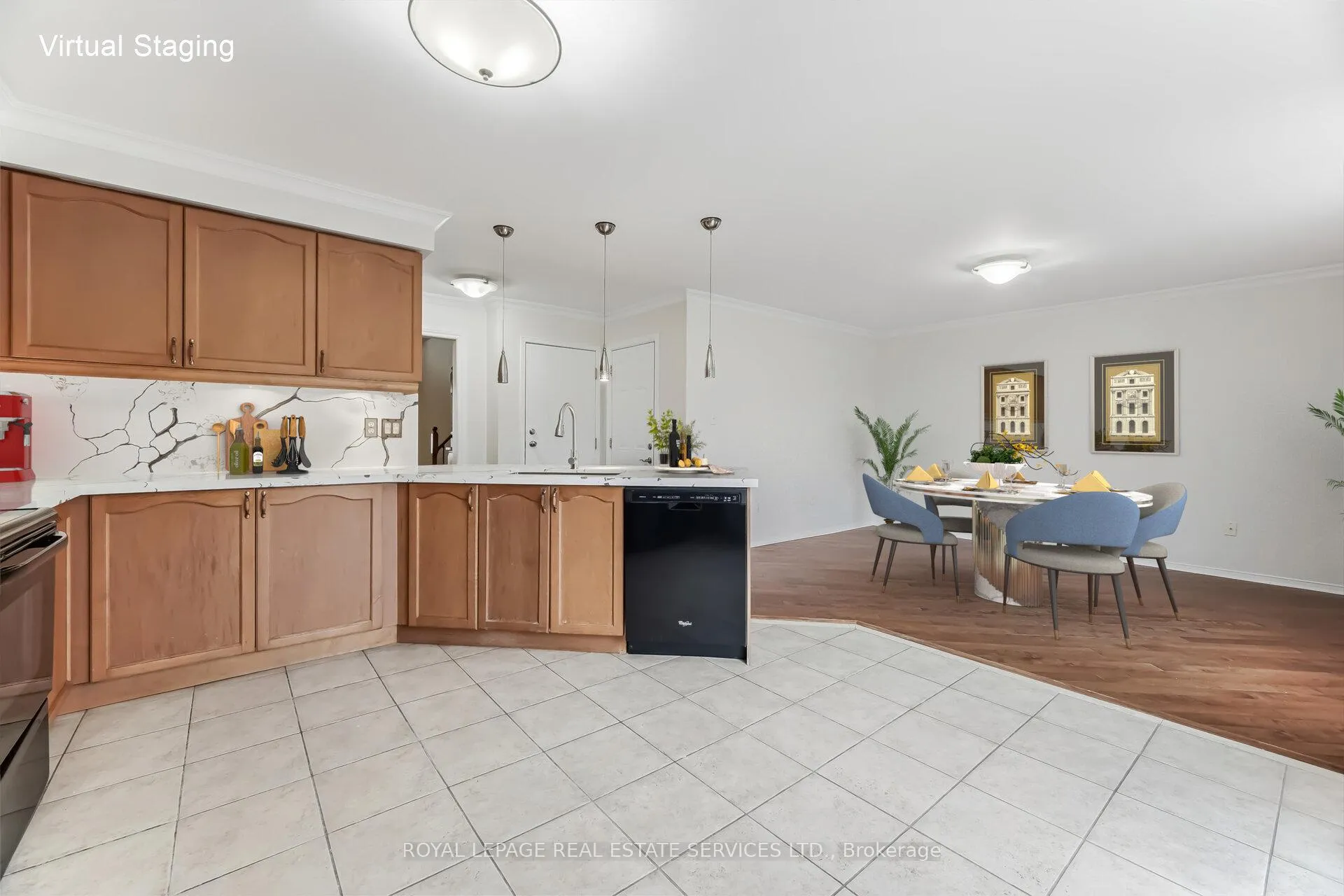 Photo 21 of 20 Dells Crescent, Brampton, Fletcher's Meadow — HOMEH