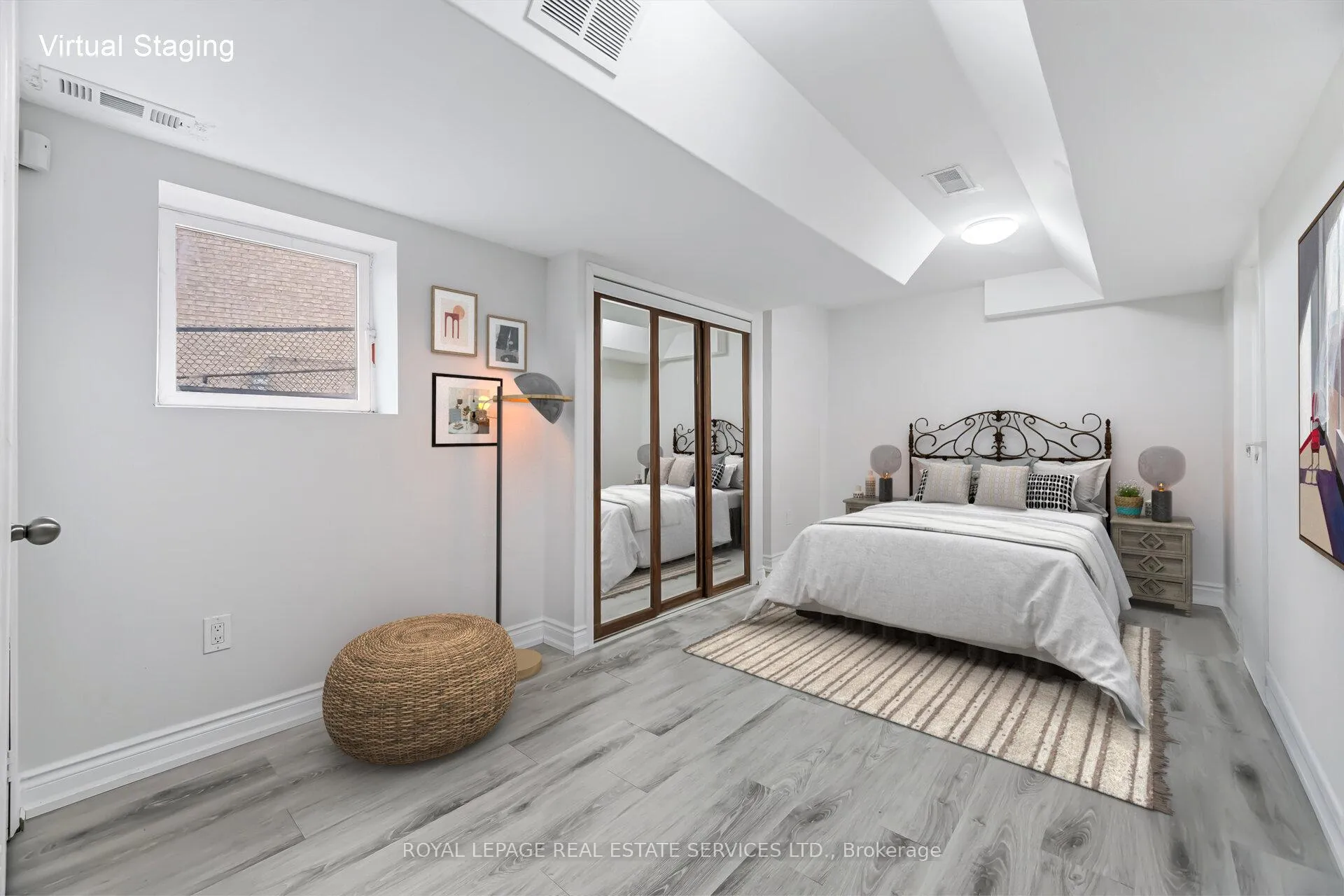 Photo 31 of 20 Dells Crescent, Brampton, Fletcher's Meadow — HOMEH