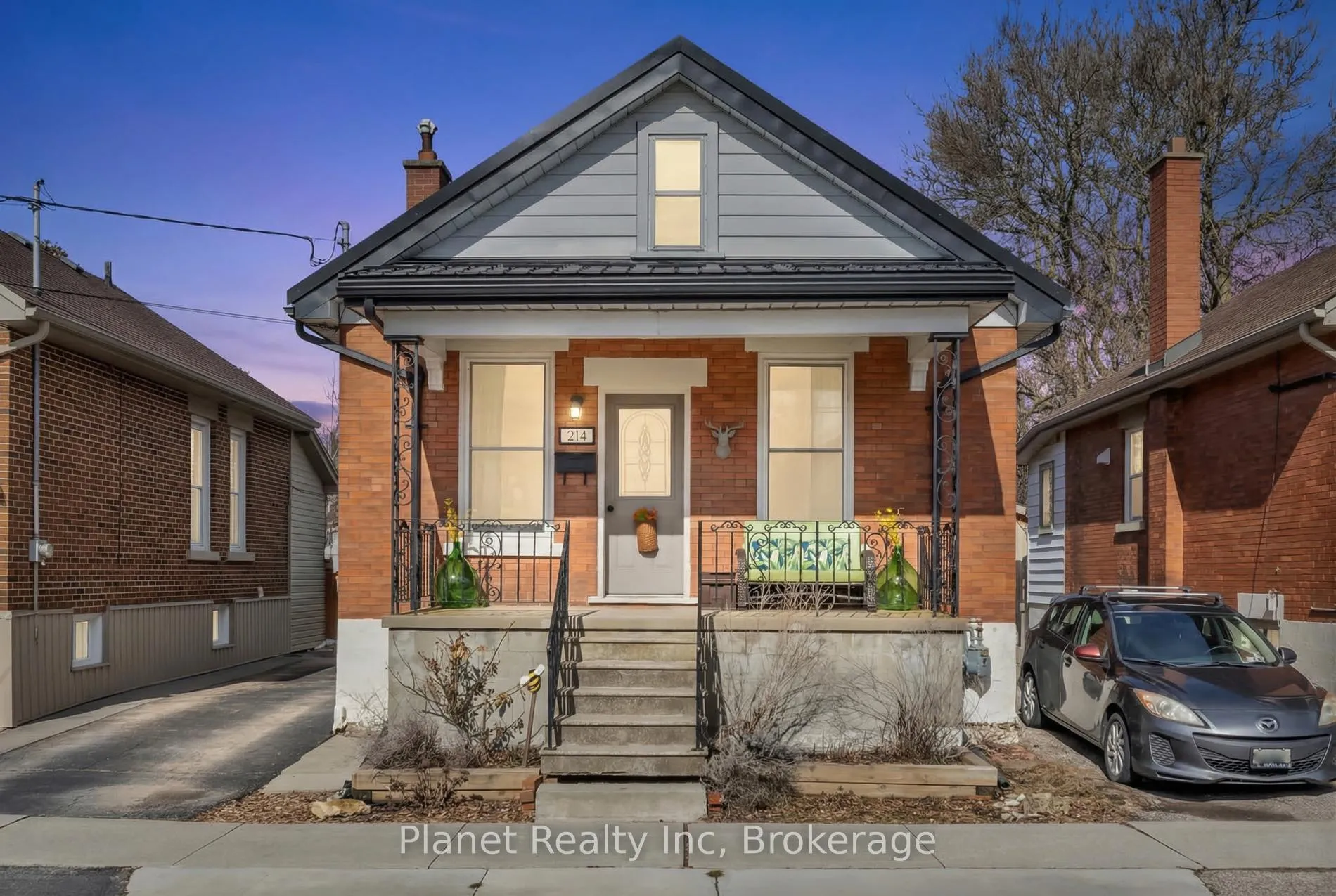 Photo 3 of 214 Ferguson Street, Guelph, St. Patrick's Ward — HOMEH