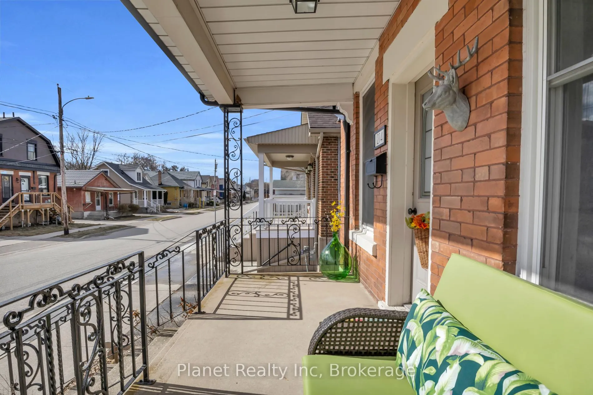 Photo 5 of 214 Ferguson Street, Guelph, St. Patrick's Ward — HOMEH