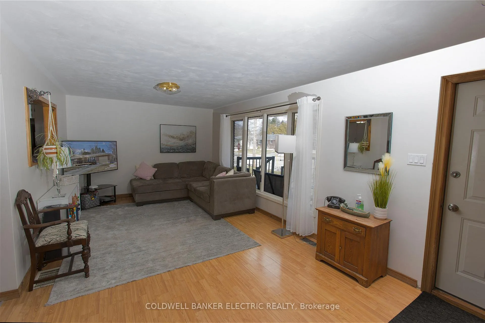 Photo 9 of 116 Robert Road, Asphodel-Norwood, Norwood — HOMEH