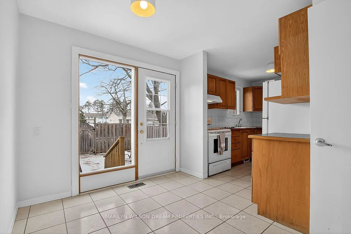 Photo 12 of 1377 Cahill Drive, Ottawa, South Keys — HOMEH