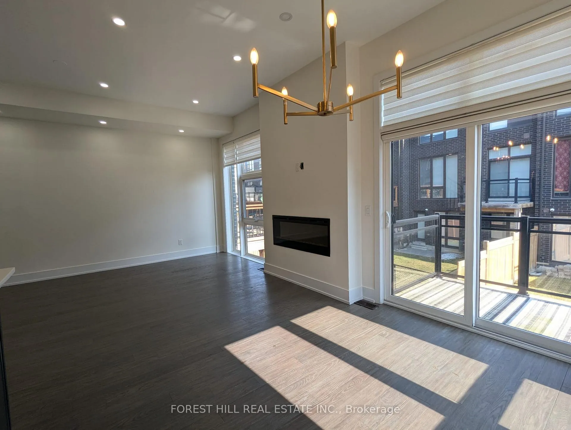 Photo 14 of 1 Sable Road, Vaughan, Patterson — HOMEH