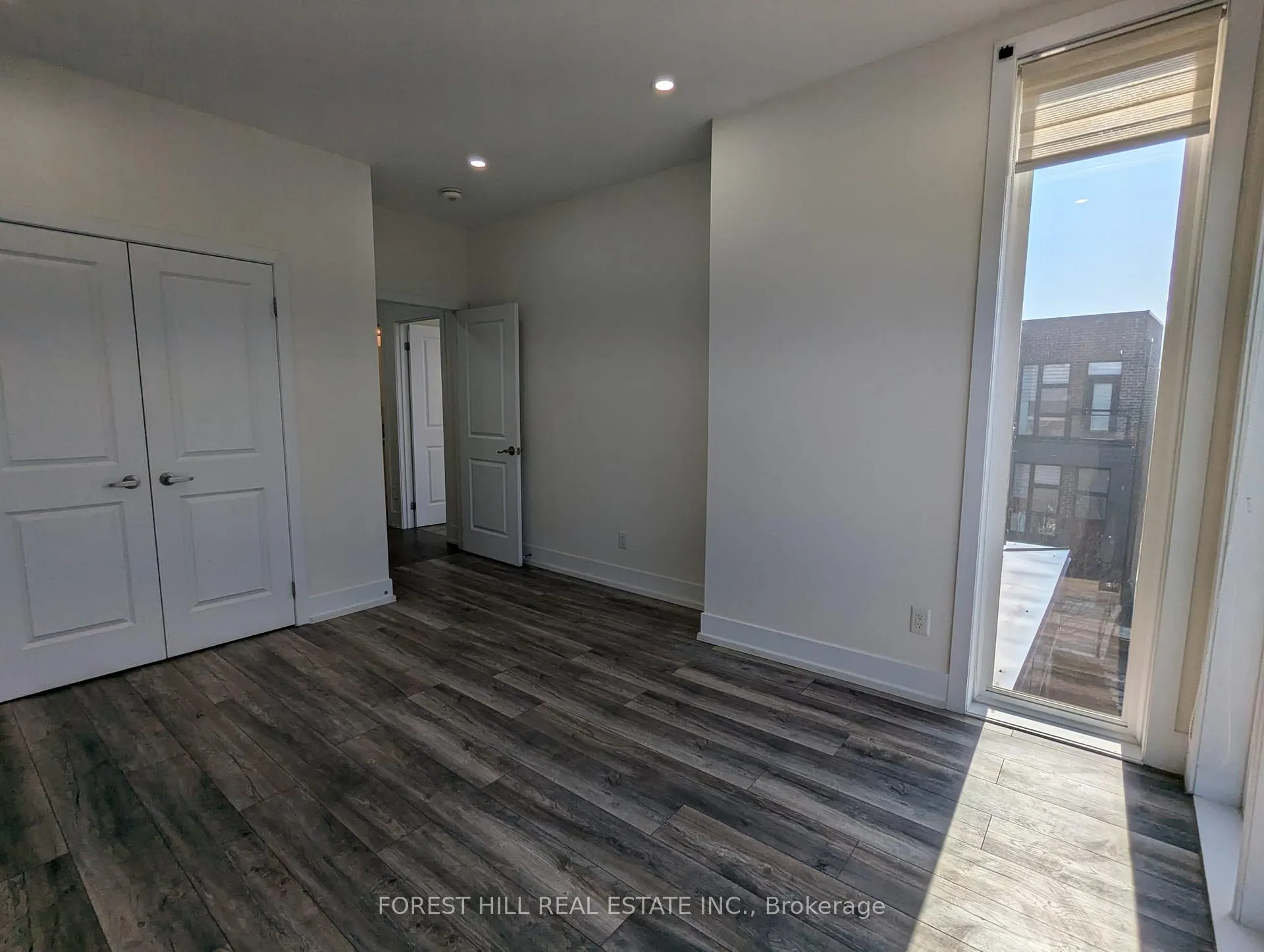 Photo 24 of 1 Sable Road, Vaughan, Patterson — HOMEH