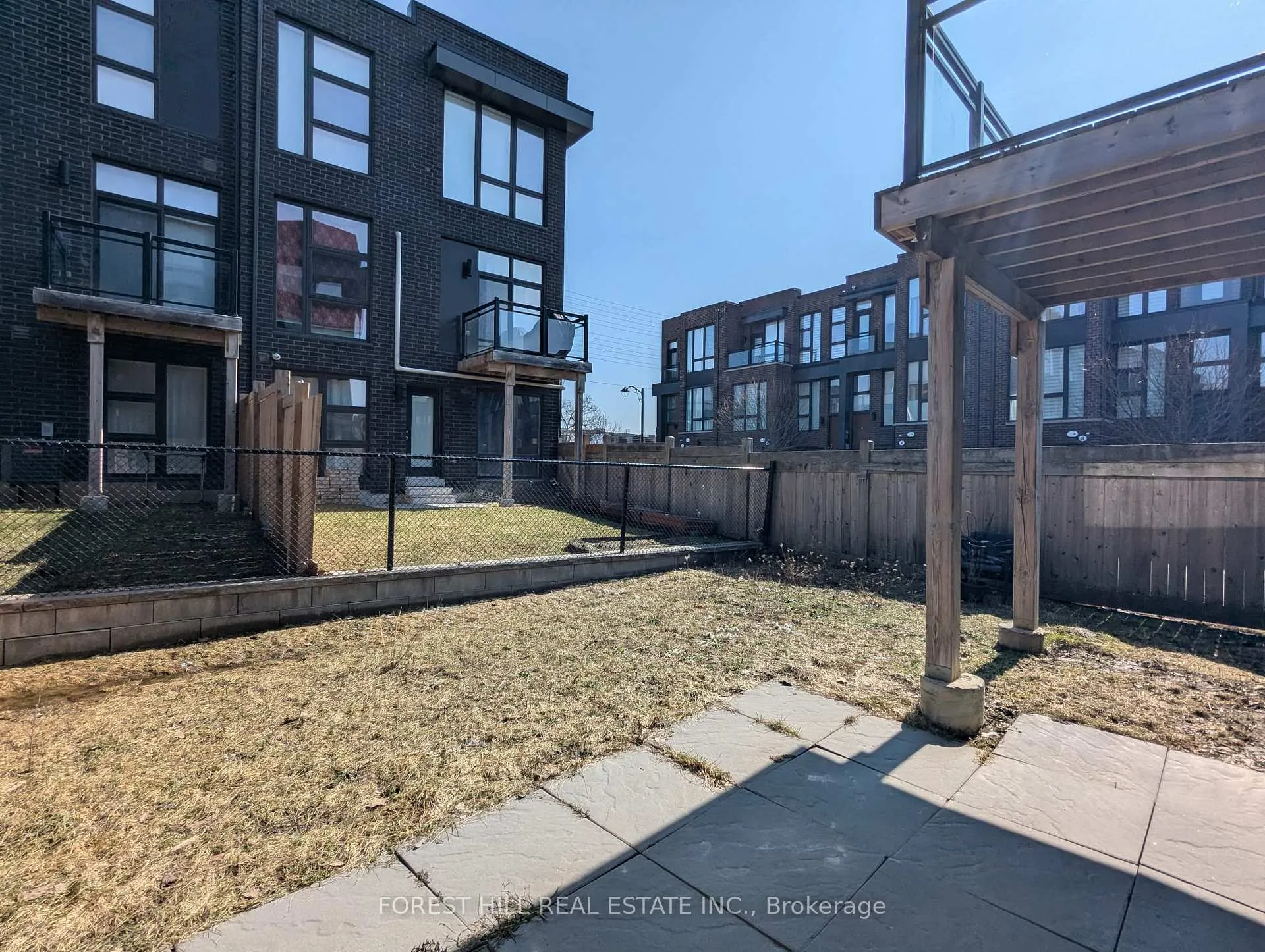 Photo 35 of 1 Sable Road, Vaughan, Patterson — HOMEH