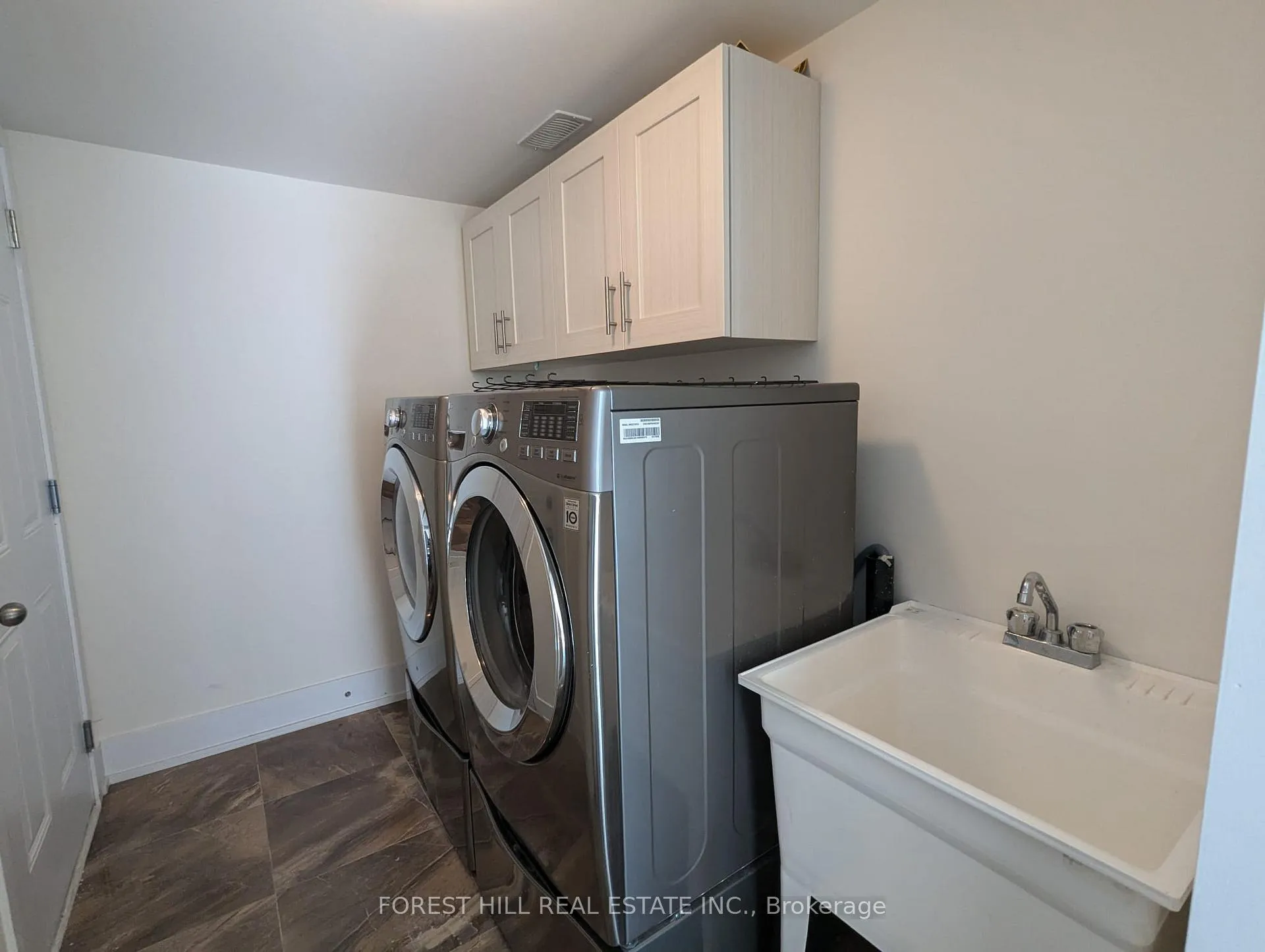 Photo 36 of 1 Sable Road, Vaughan, Patterson — HOMEH