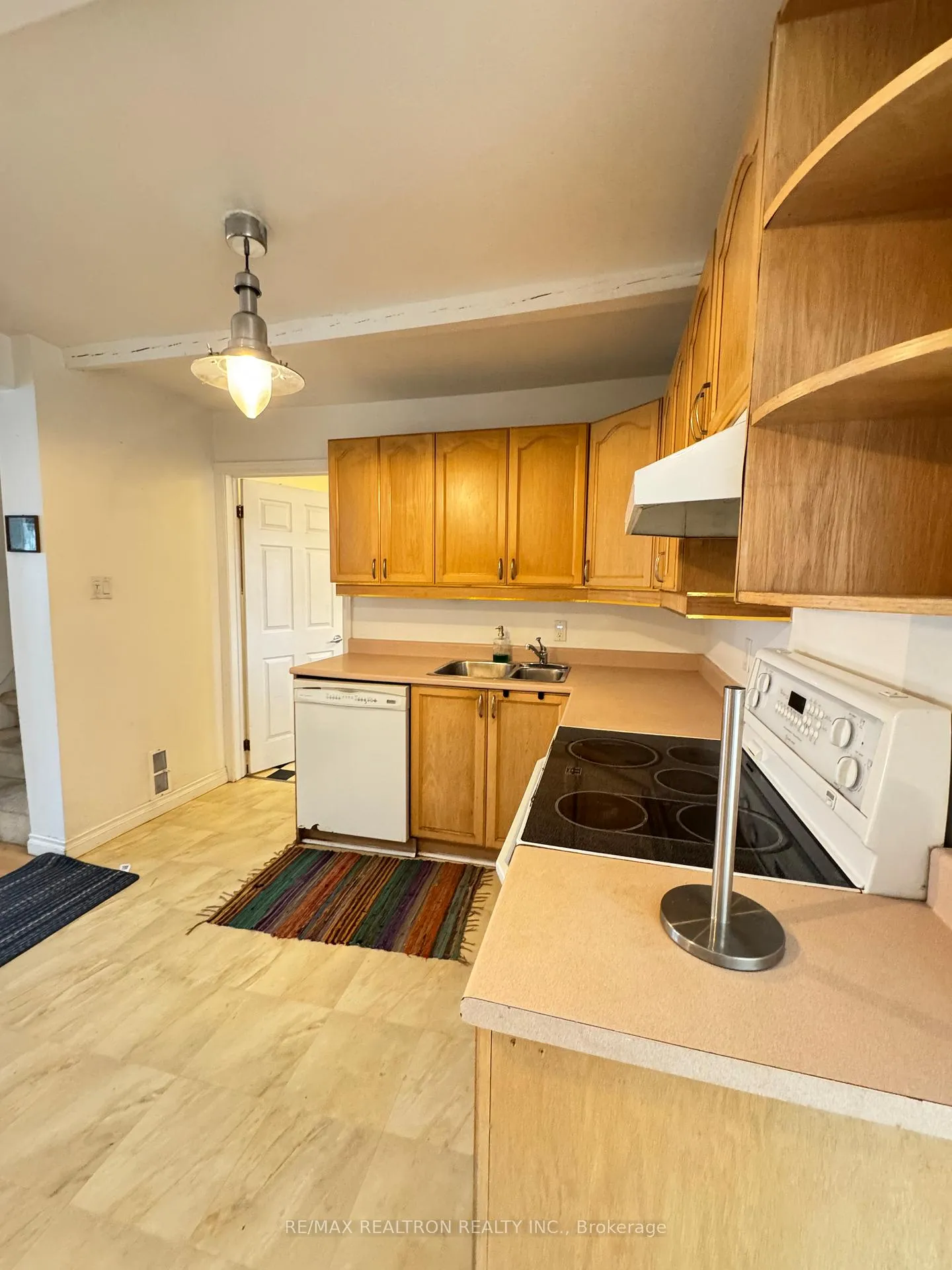 Photo 9 of 123 Rhodes Avenue, Toronto, Greenwood-Coxwell — HOMEH
