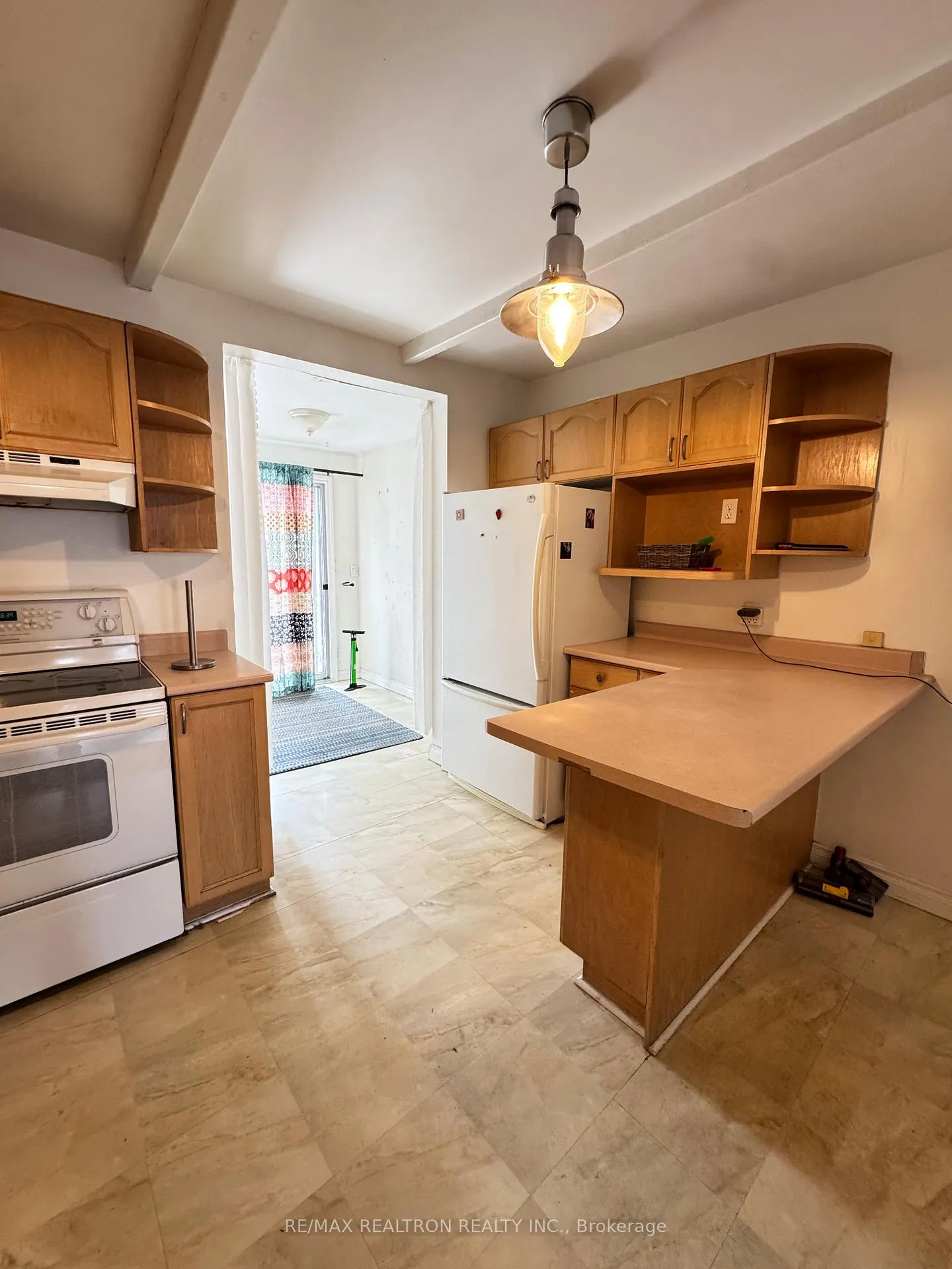 Photo 10 of 123 Rhodes Avenue, Toronto, Greenwood-Coxwell — HOMEH