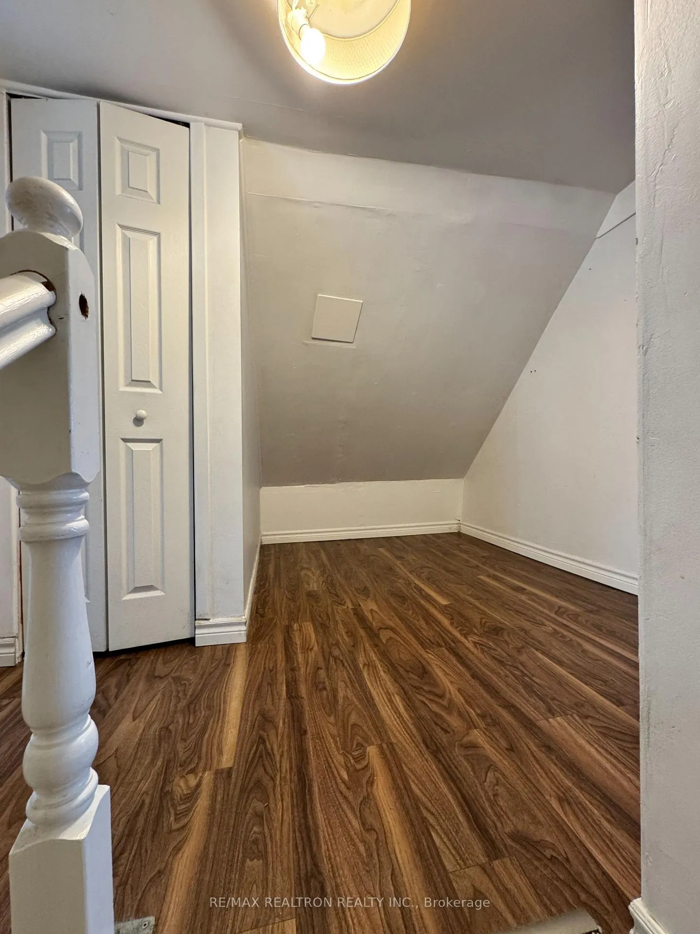 Photo 14 of 123 Rhodes Avenue, Toronto, Greenwood-Coxwell — HOMEH