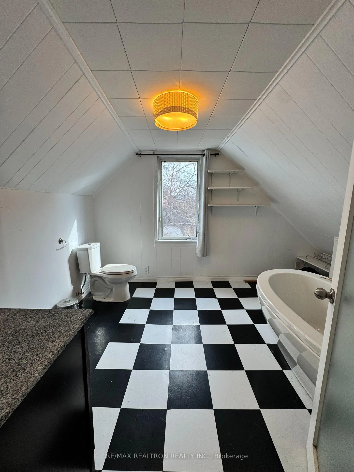 Photo 17 of 123 Rhodes Avenue, Toronto, Greenwood-Coxwell — HOMEH