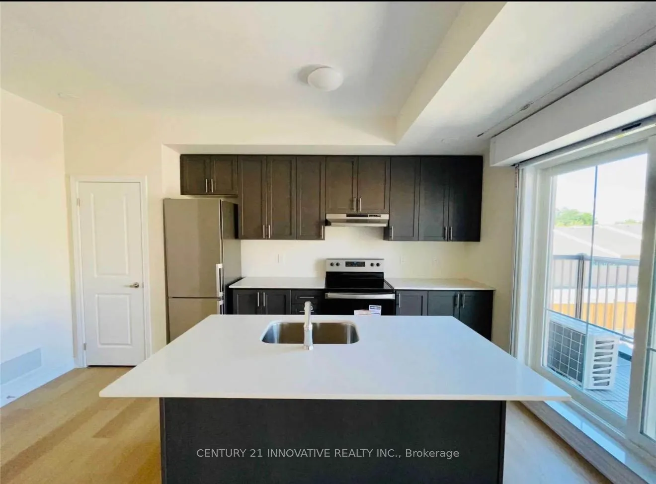 Photo 5 of Unit 9, 470 Beresford Path, Oshawa, Central — HOMEH
