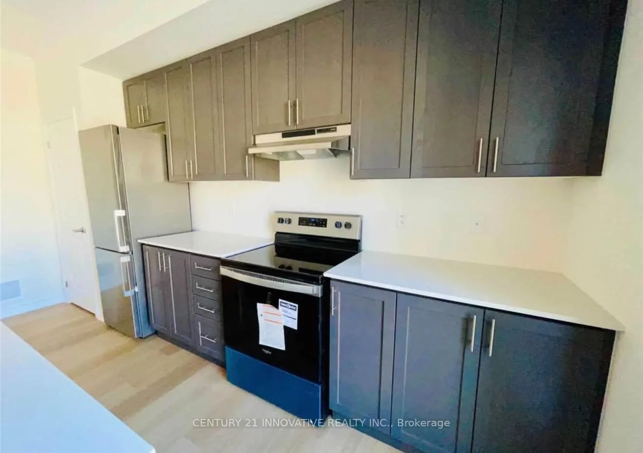 Photo 6 of Unit 9, 470 Beresford Path, Oshawa, Central — HOMEH