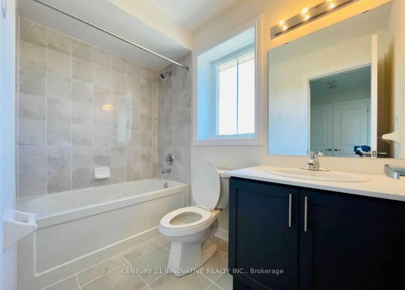 Photo 9 of Unit 9, 470 Beresford Path, Oshawa, Central — HOMEH
