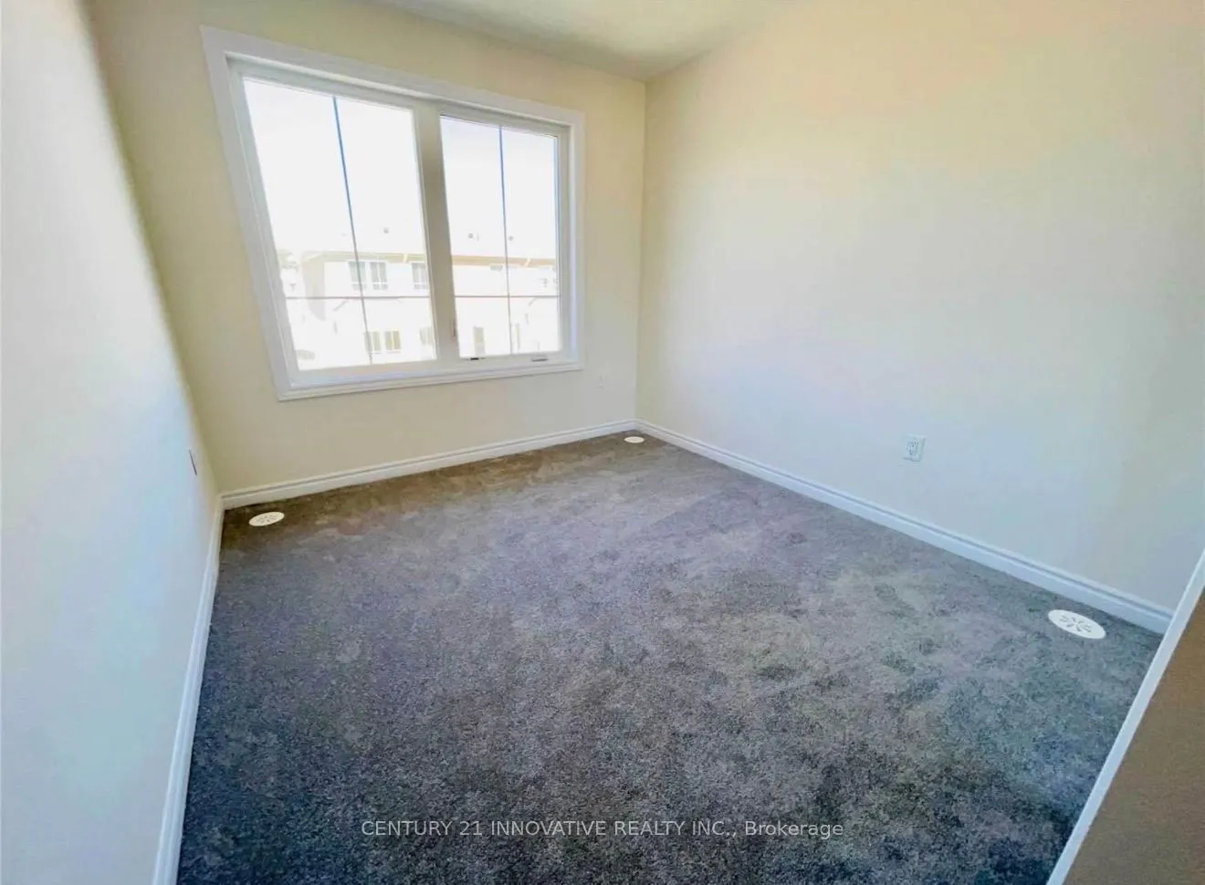 Photo 11 of Unit 9, 470 Beresford Path, Oshawa, Central — HOMEH