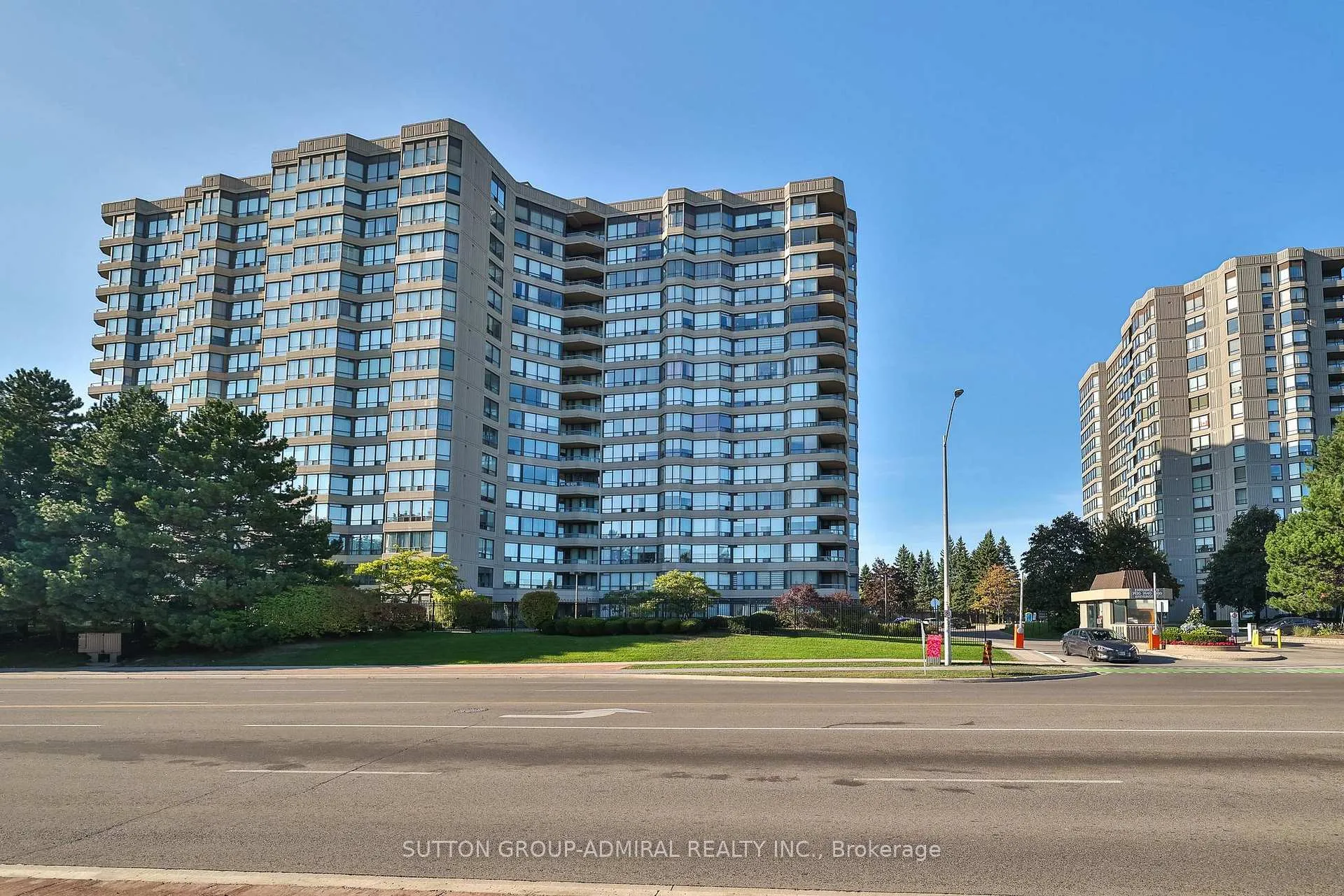 Photo 1 of Unit 1010, 7420 Bathurst Street, Vaughan, Brownridge — HOMEH